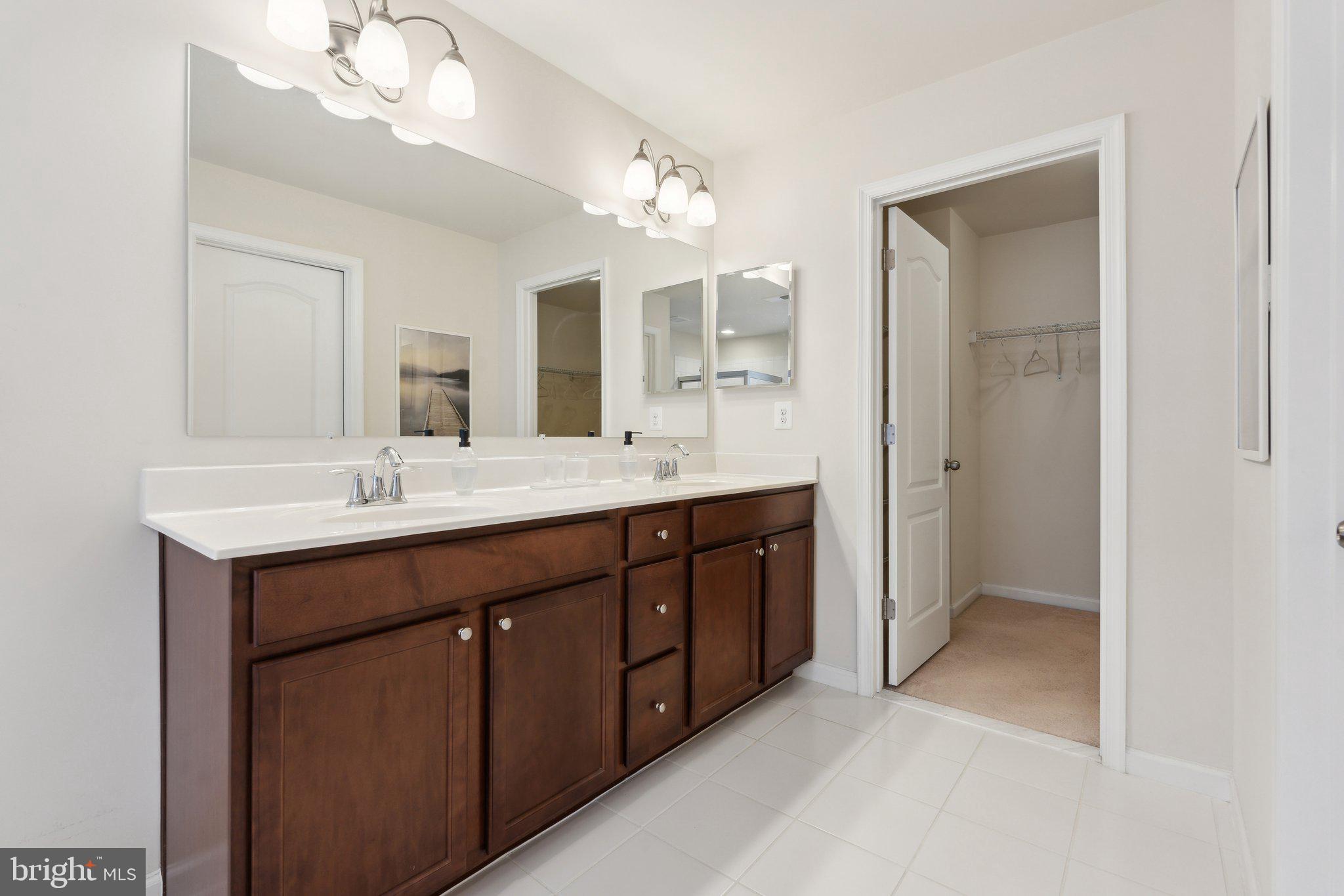 FIELDSTONE PRESERVE - Residential