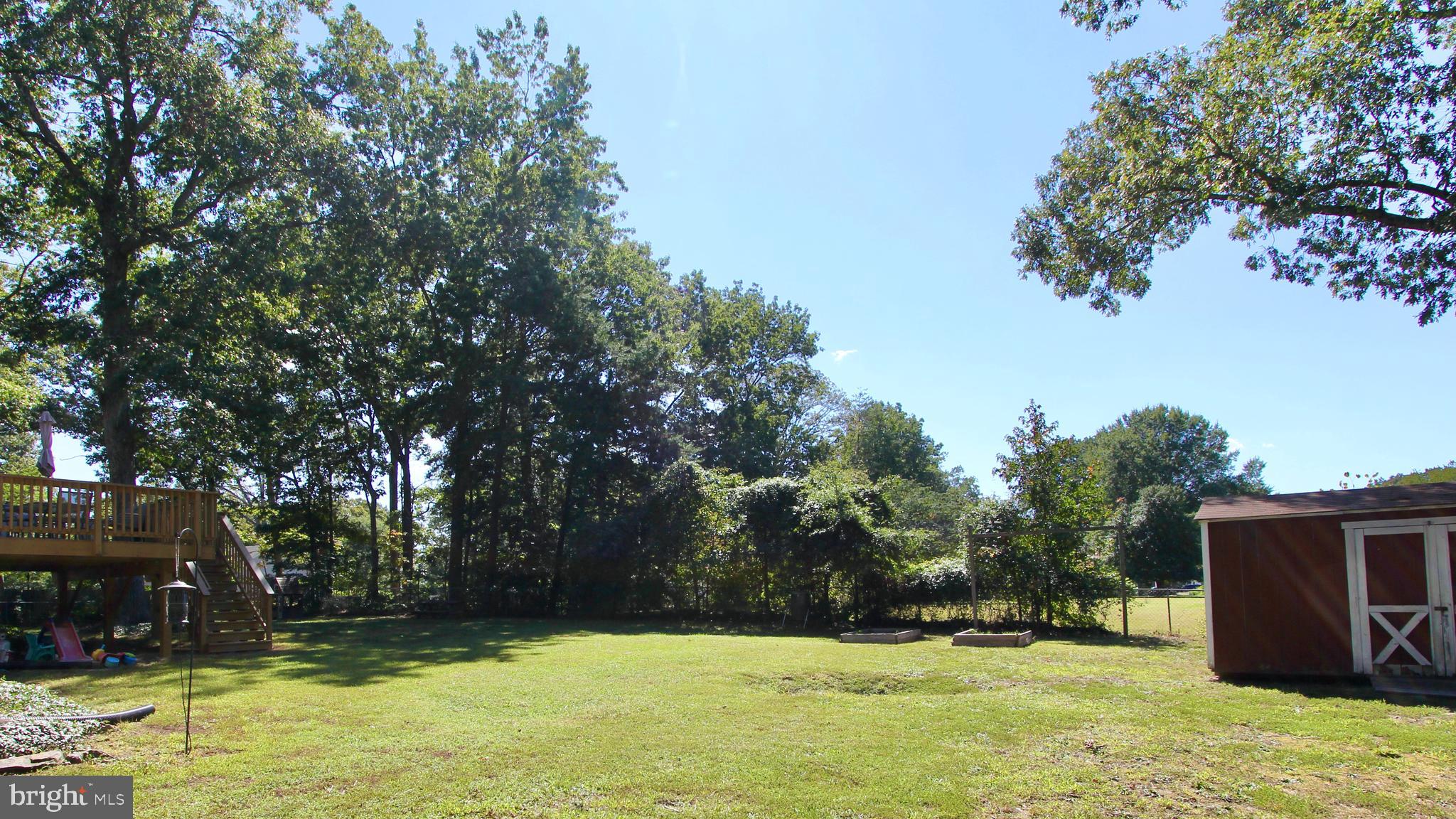 DEVONNE WOODS - Residential