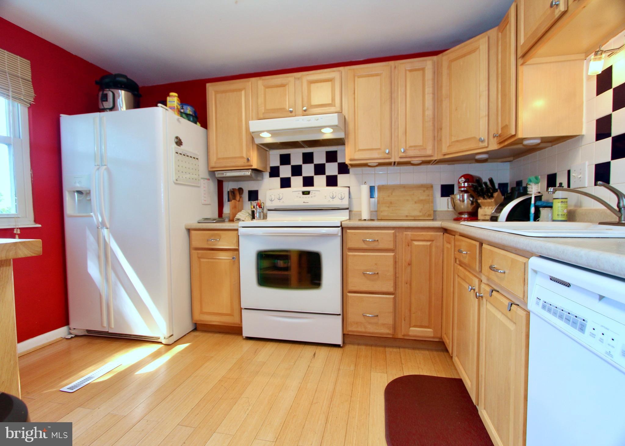 DEVONNE WOODS - Residential