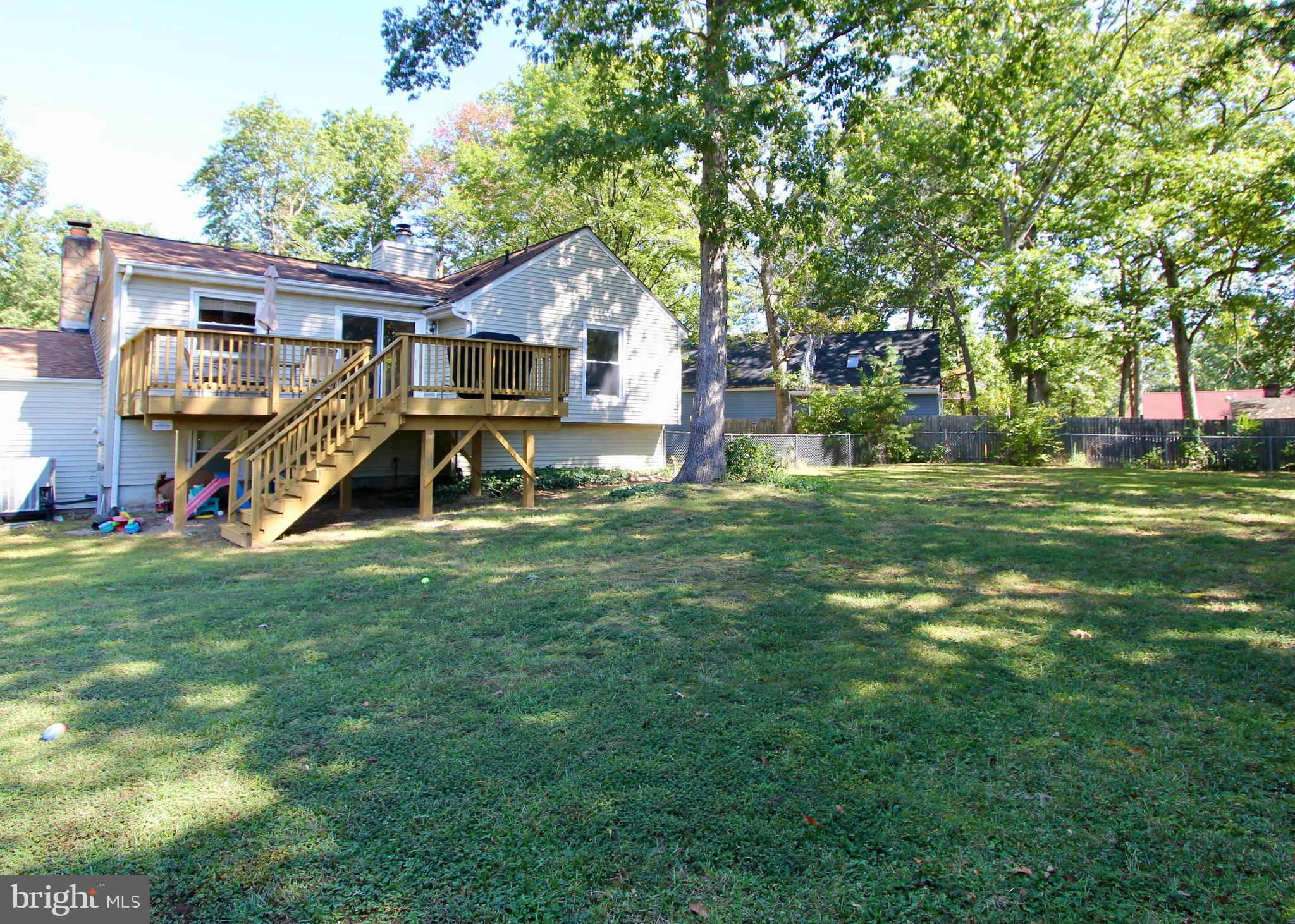 DEVONNE WOODS - Residential