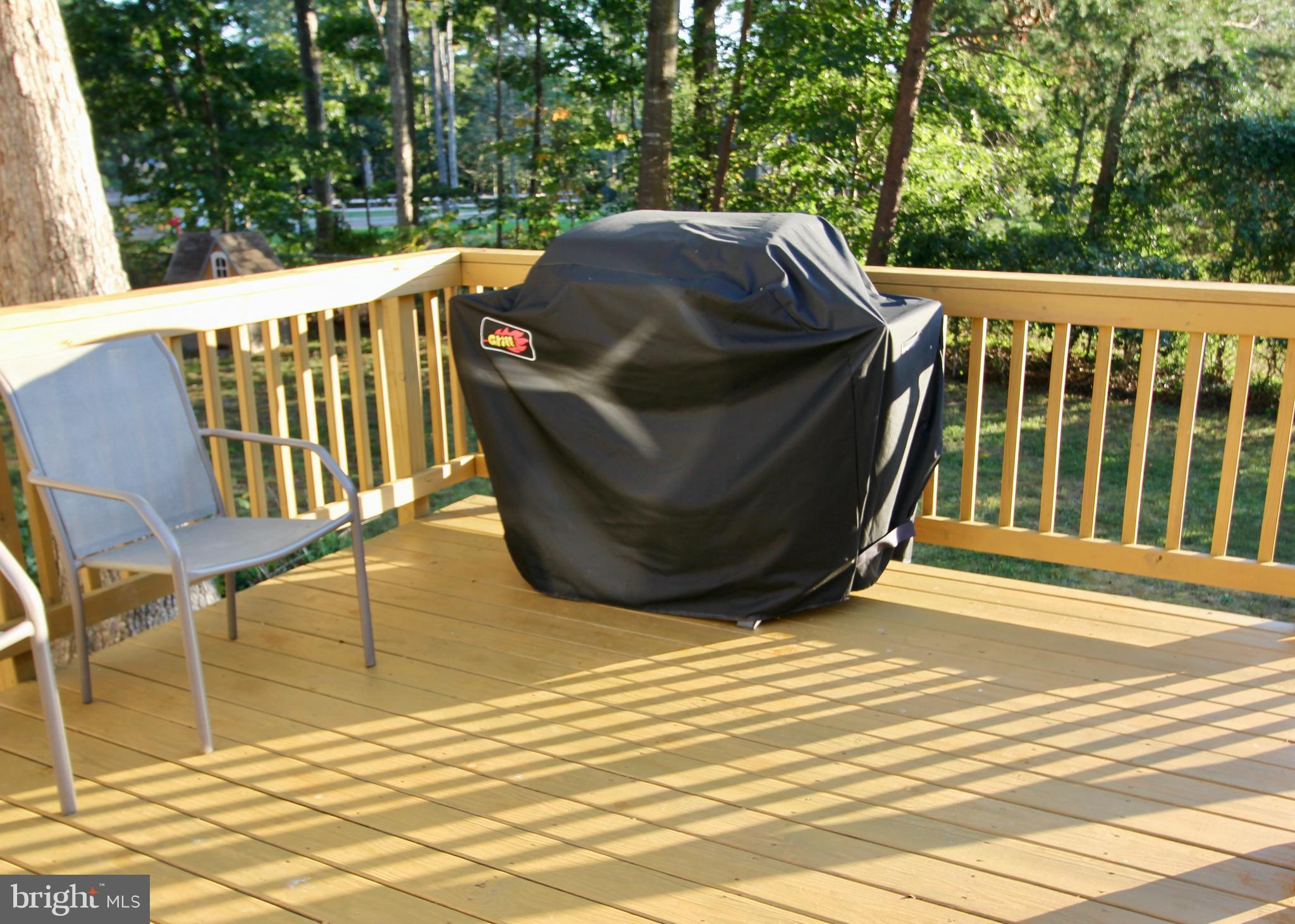 DEVONNE WOODS - Residential