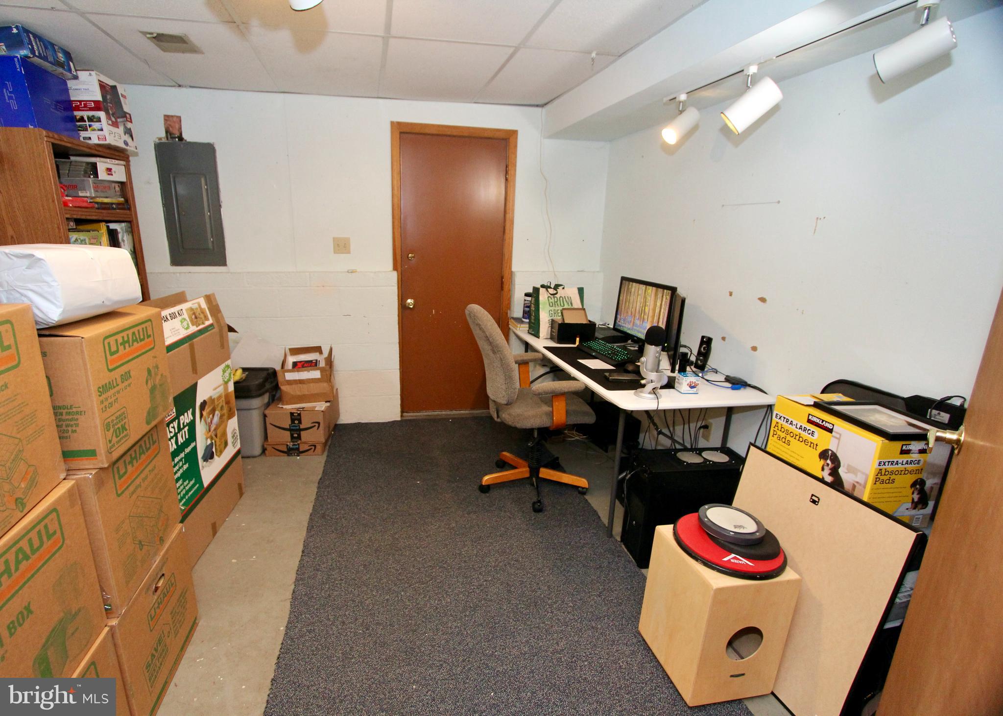 DEVONNE WOODS - Residential