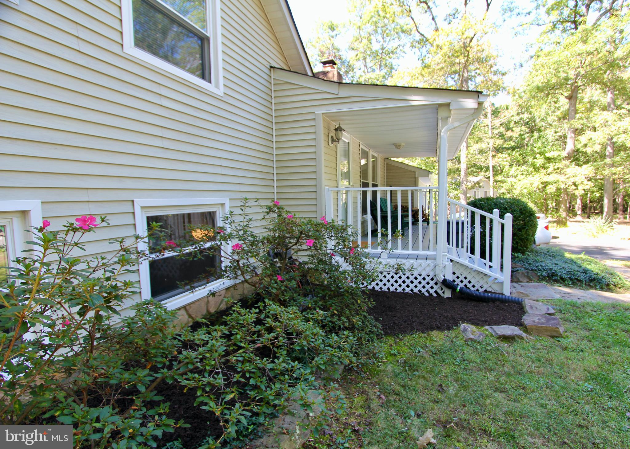 DEVONNE WOODS - Residential