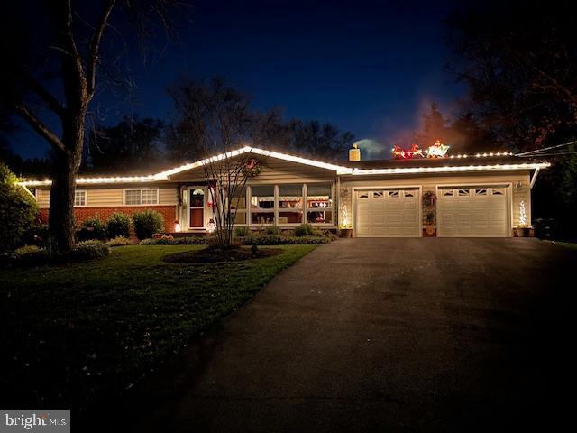 4404 PHYLLISS STREET