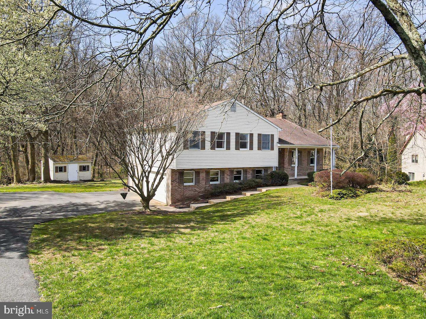 COLONY ACRES - Residential