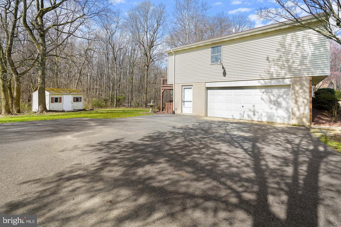 COLONY ACRES - Residential