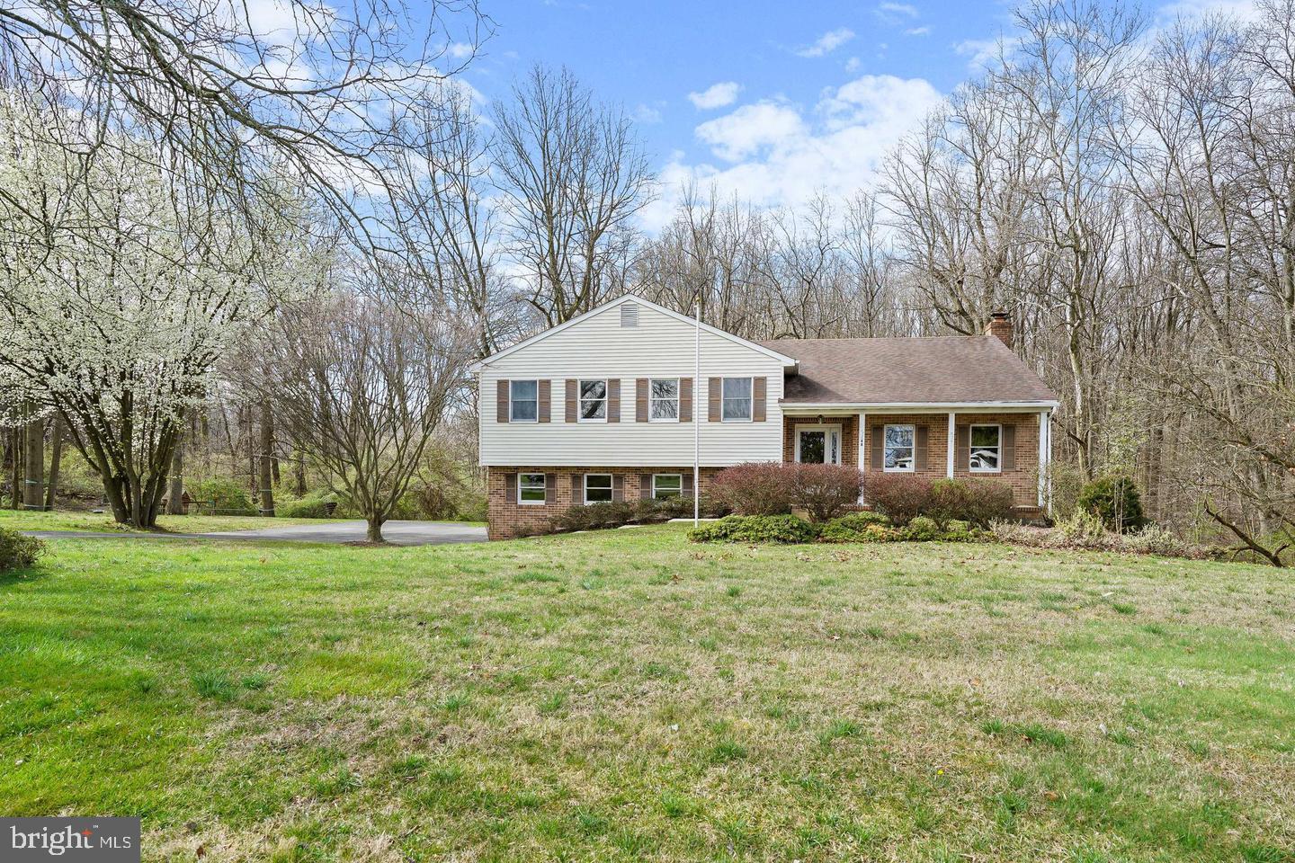 COLONY ACRES - Residential