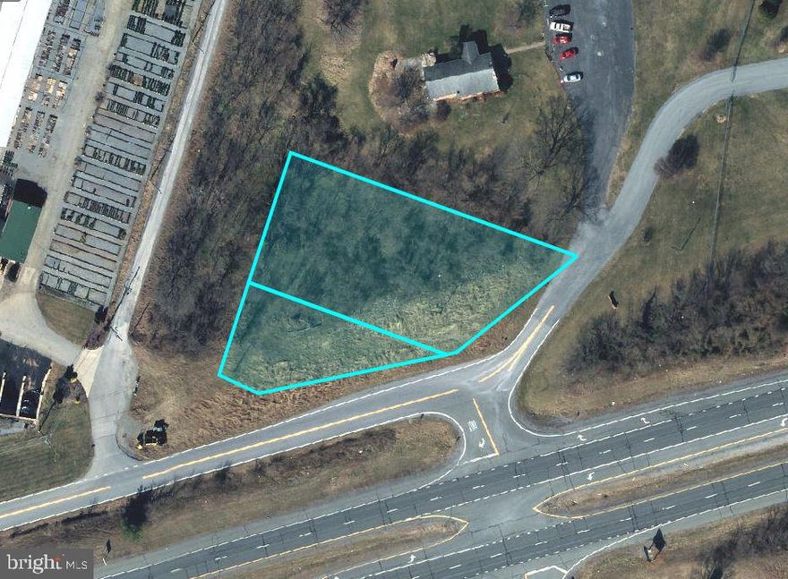 This wooded lot would be a great location to build your next home. It is located right off of 340 so it would be an ideal commuter location. It is also less than a ten minute drive to shopping and restaurants in Charles Town, with great proximity to hiking at the nearby national parks--Schoolhouse Ridge, Bolivar Heights, and Harpers Ferry are all just down the road.