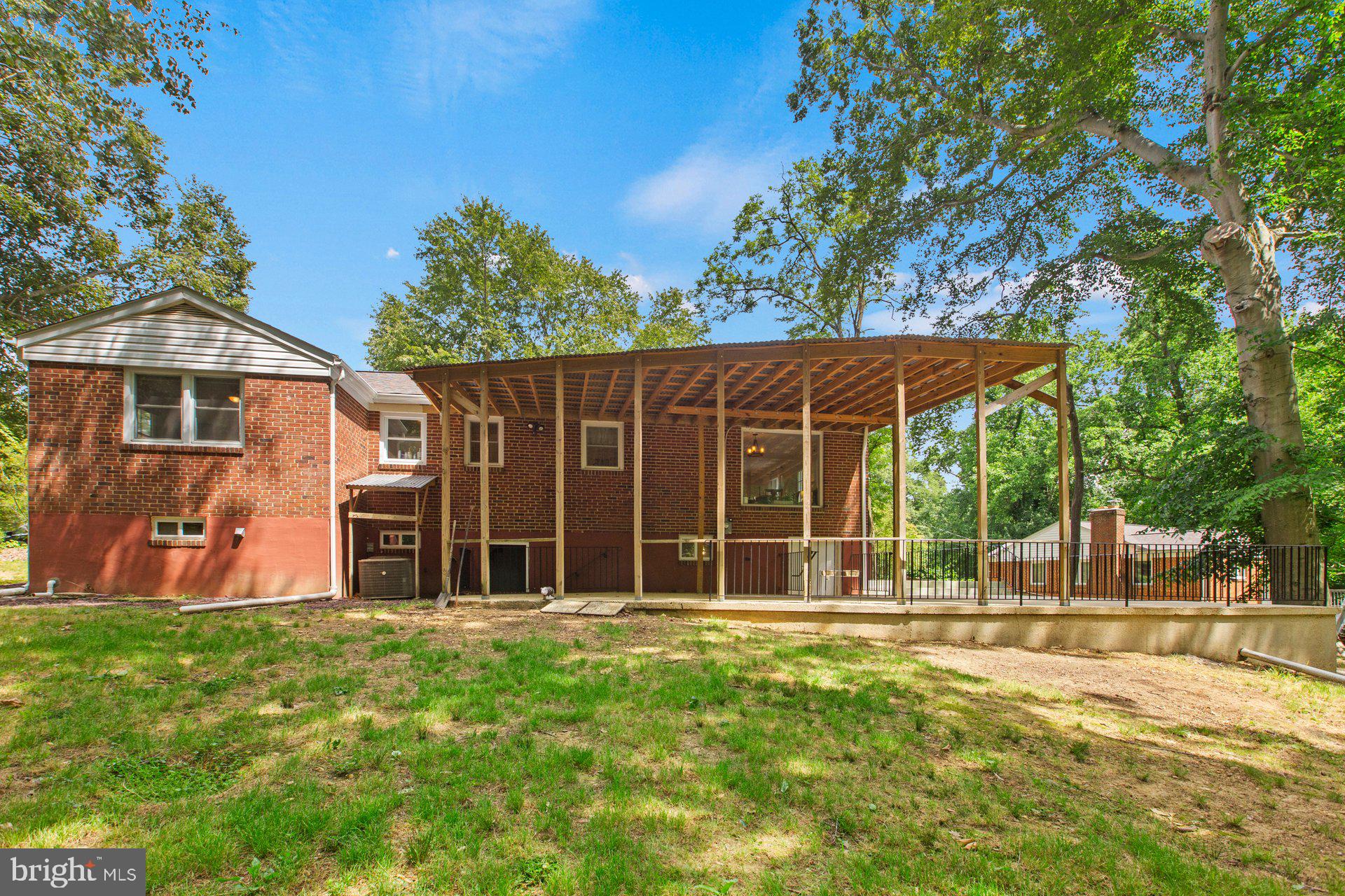 GREEN MEADOWS - Residential