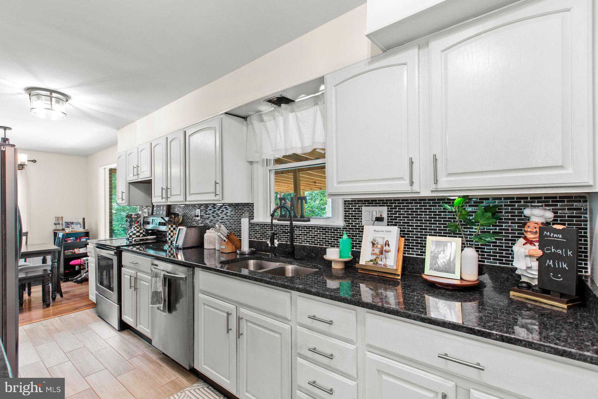 GREEN MEADOWS - Residential