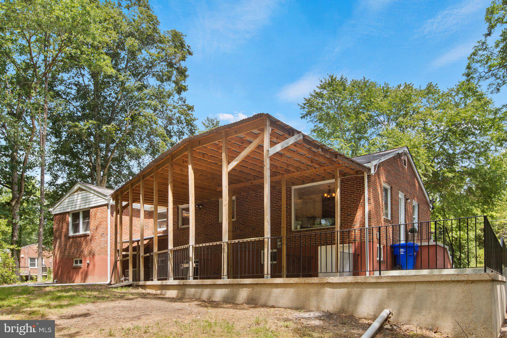 GREEN MEADOWS - Residential