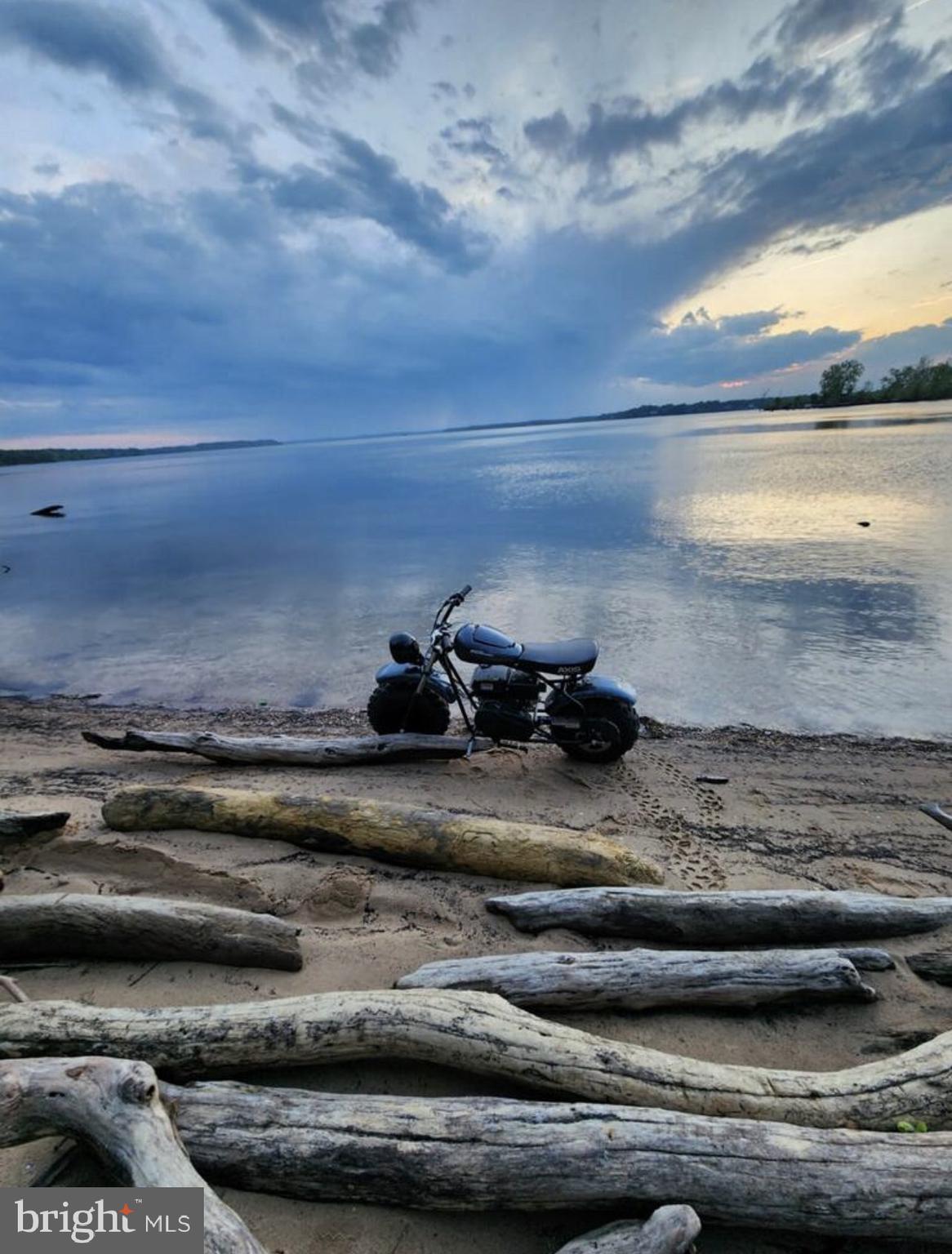 GREEN MEADOWS - Residential