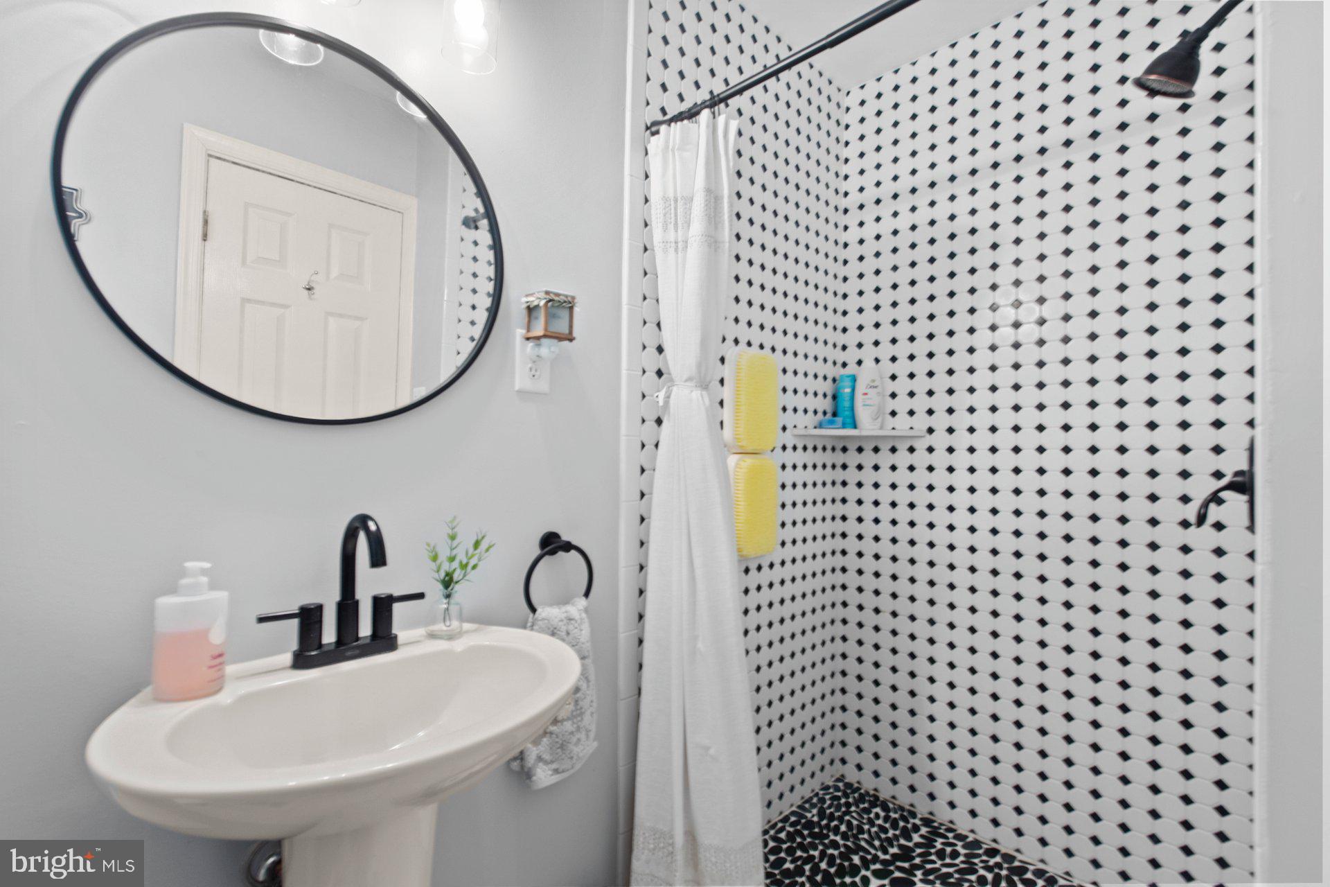 GREEN MEADOWS - Residential