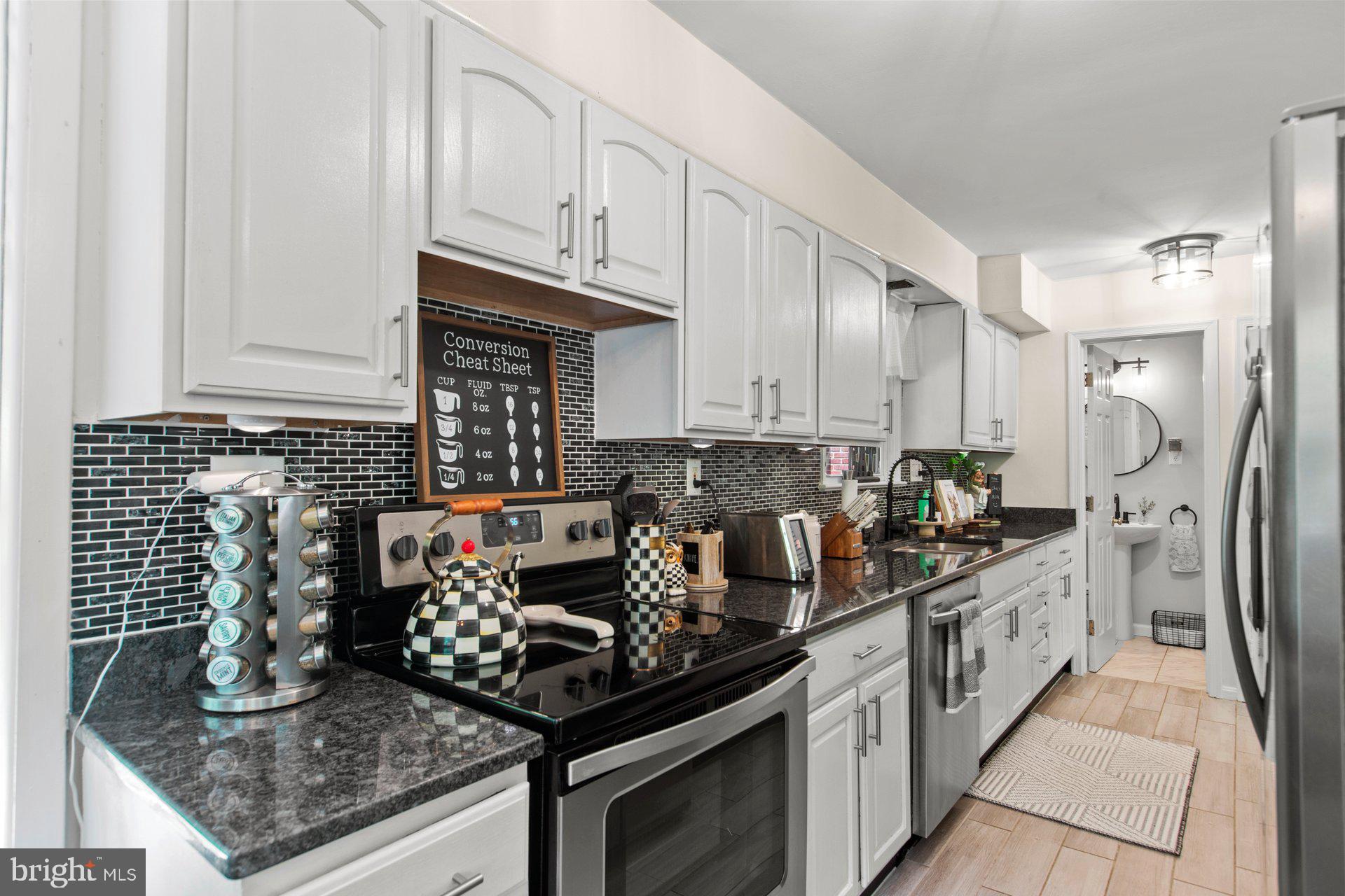 GREEN MEADOWS - Residential