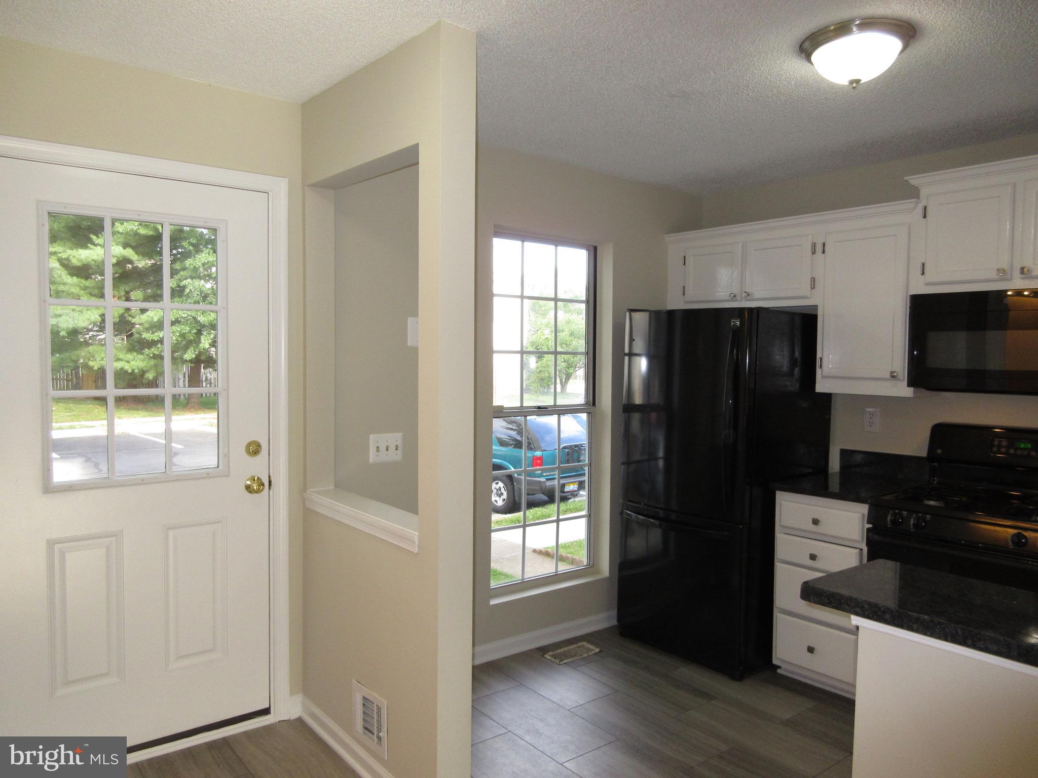 LANDSDOWNE - Residential