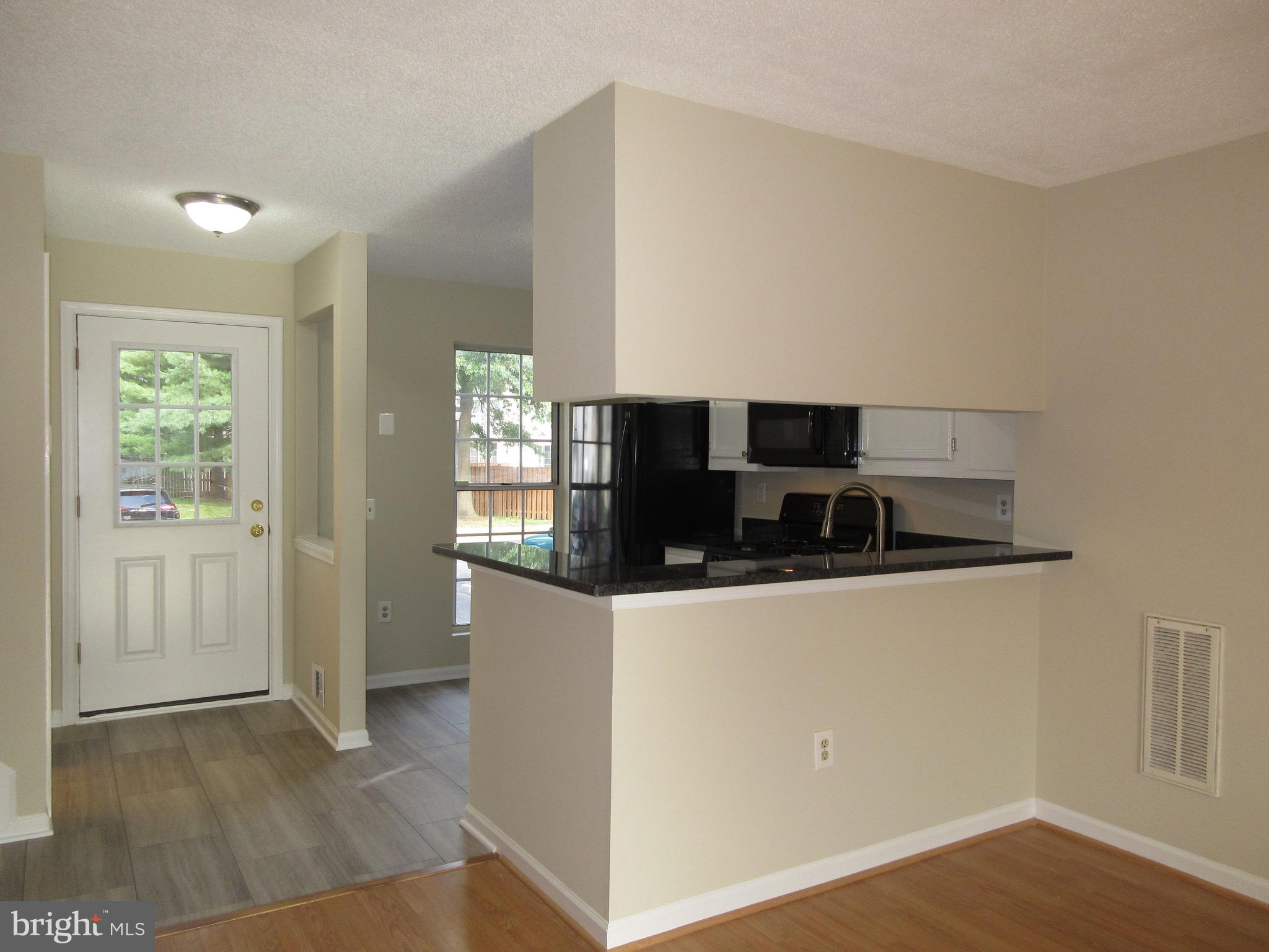 LANDSDOWNE - Residential