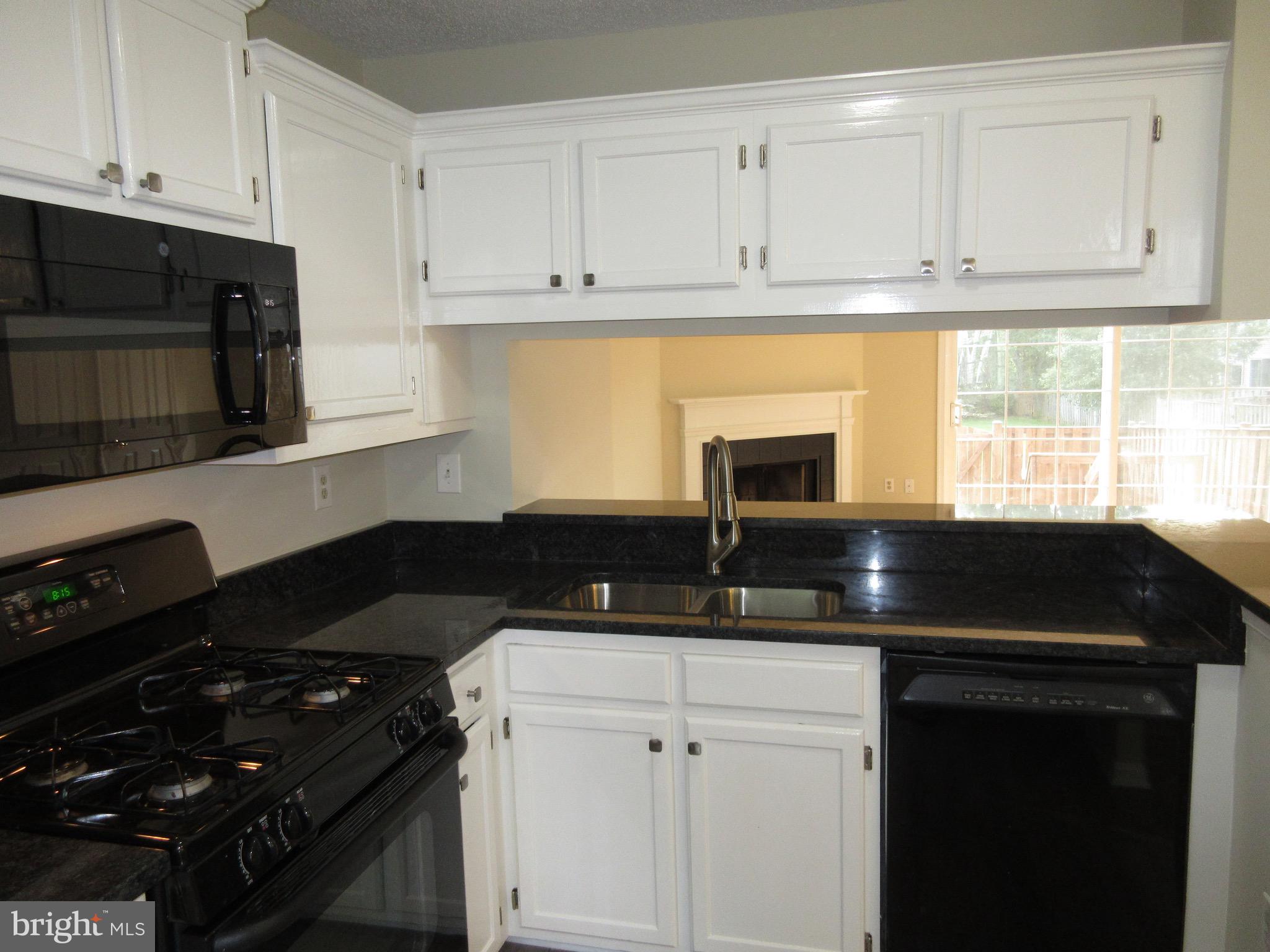 LANDSDOWNE - Residential