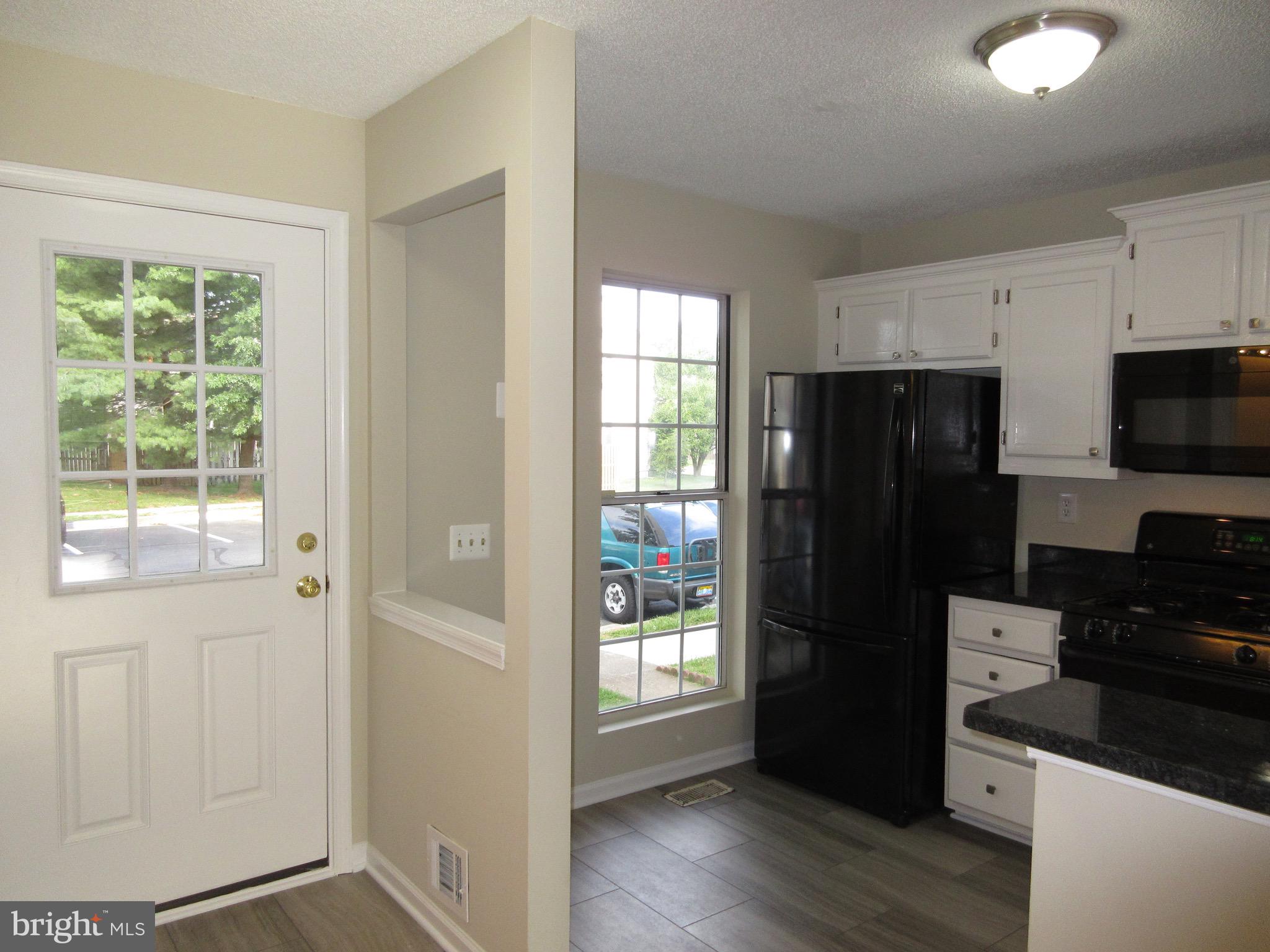 LANDSDOWNE - Residential