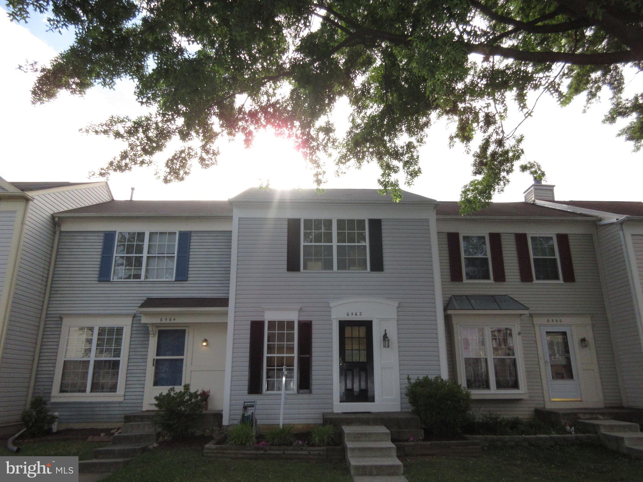 LANDSDOWNE - Residential