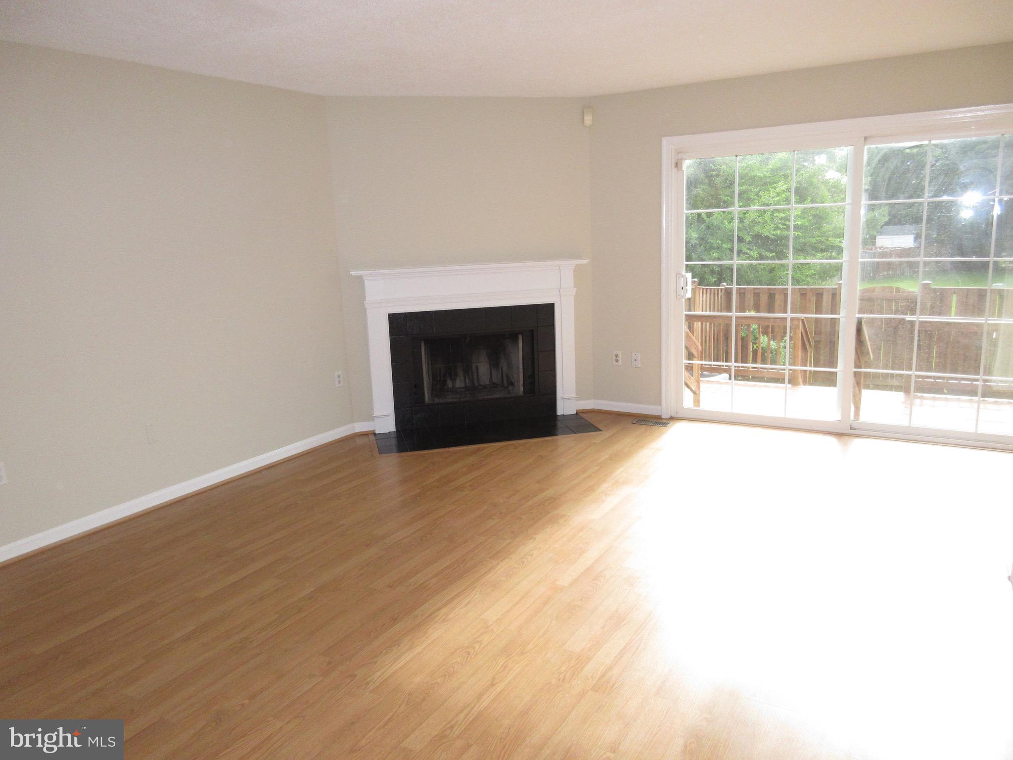 LANDSDOWNE - Residential