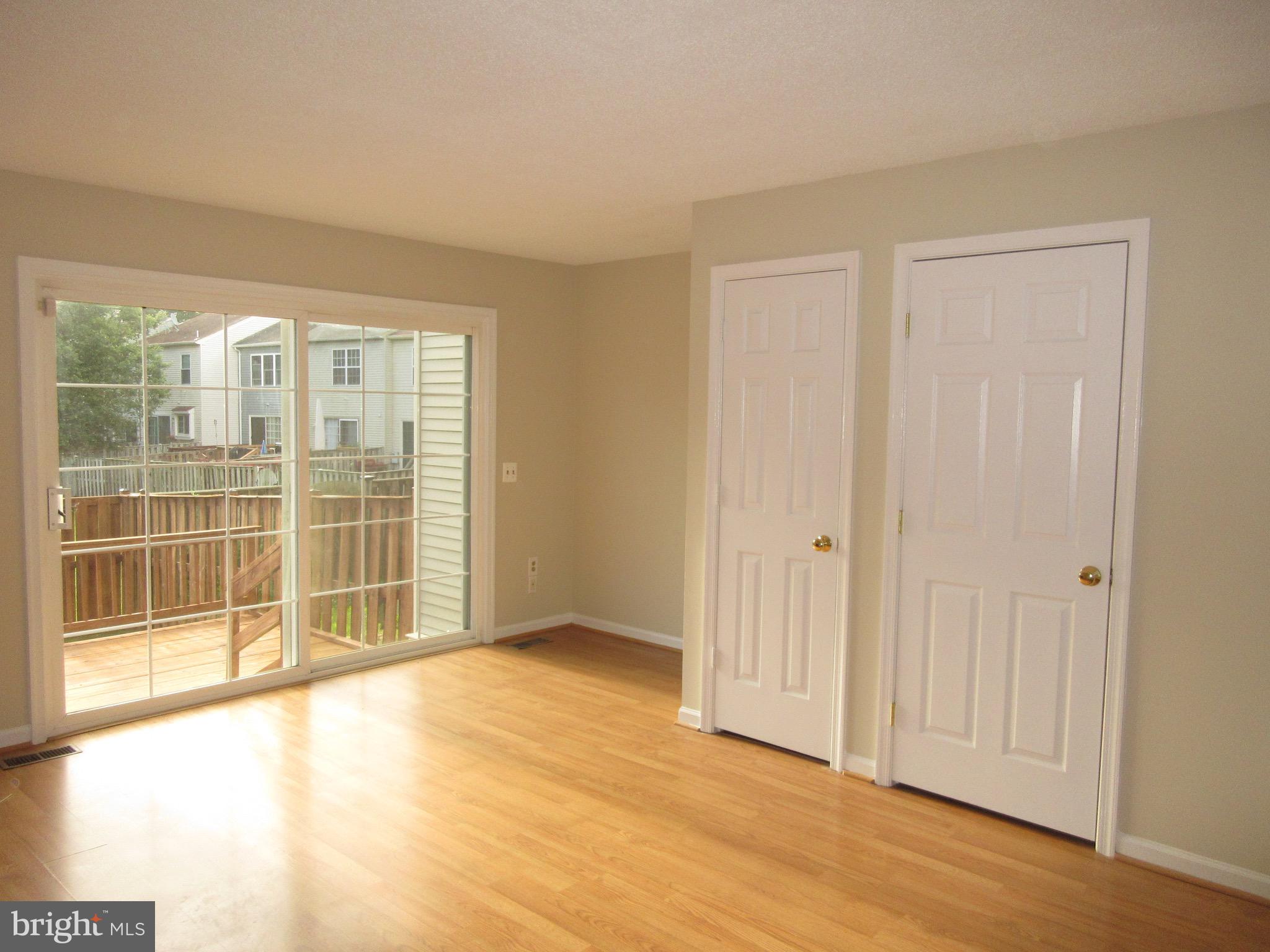 LANDSDOWNE - Residential