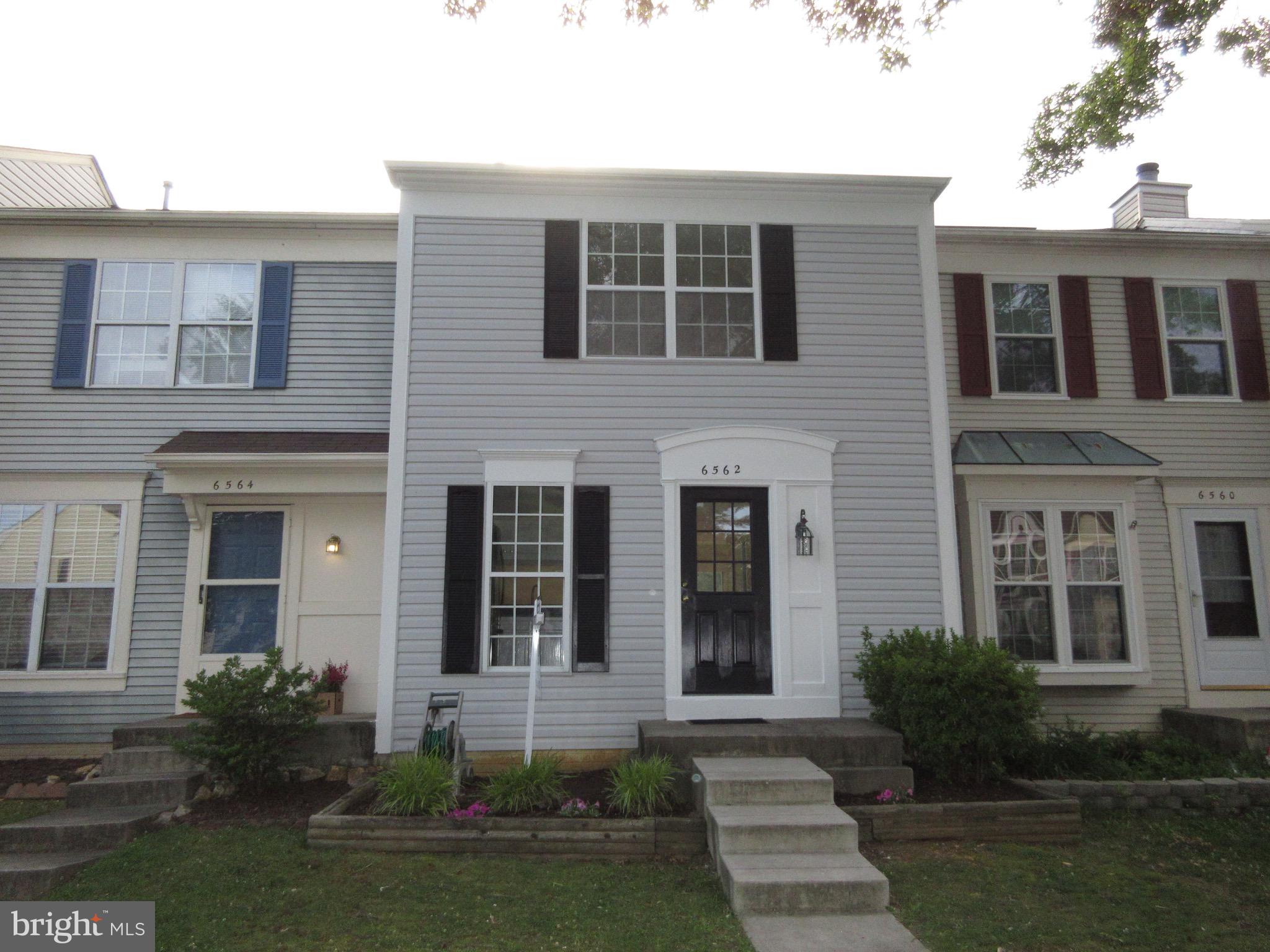 LANDSDOWNE - Residential