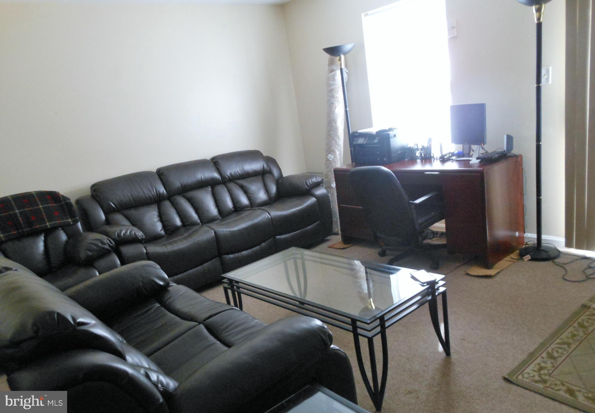 KENT SQUARE LA PLATA - Residential