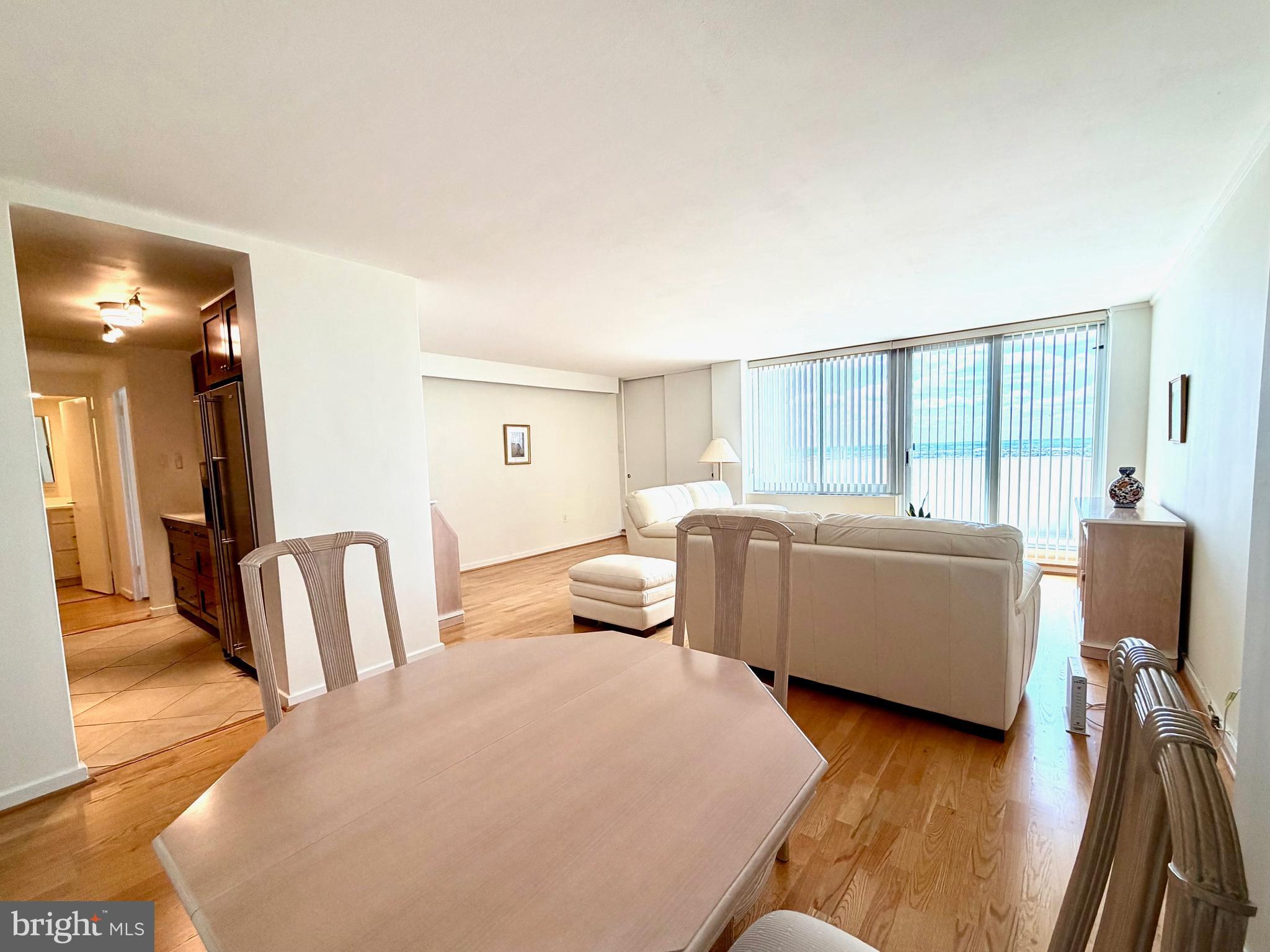 604 S WASHINGTON SQUARE 36 S 3007