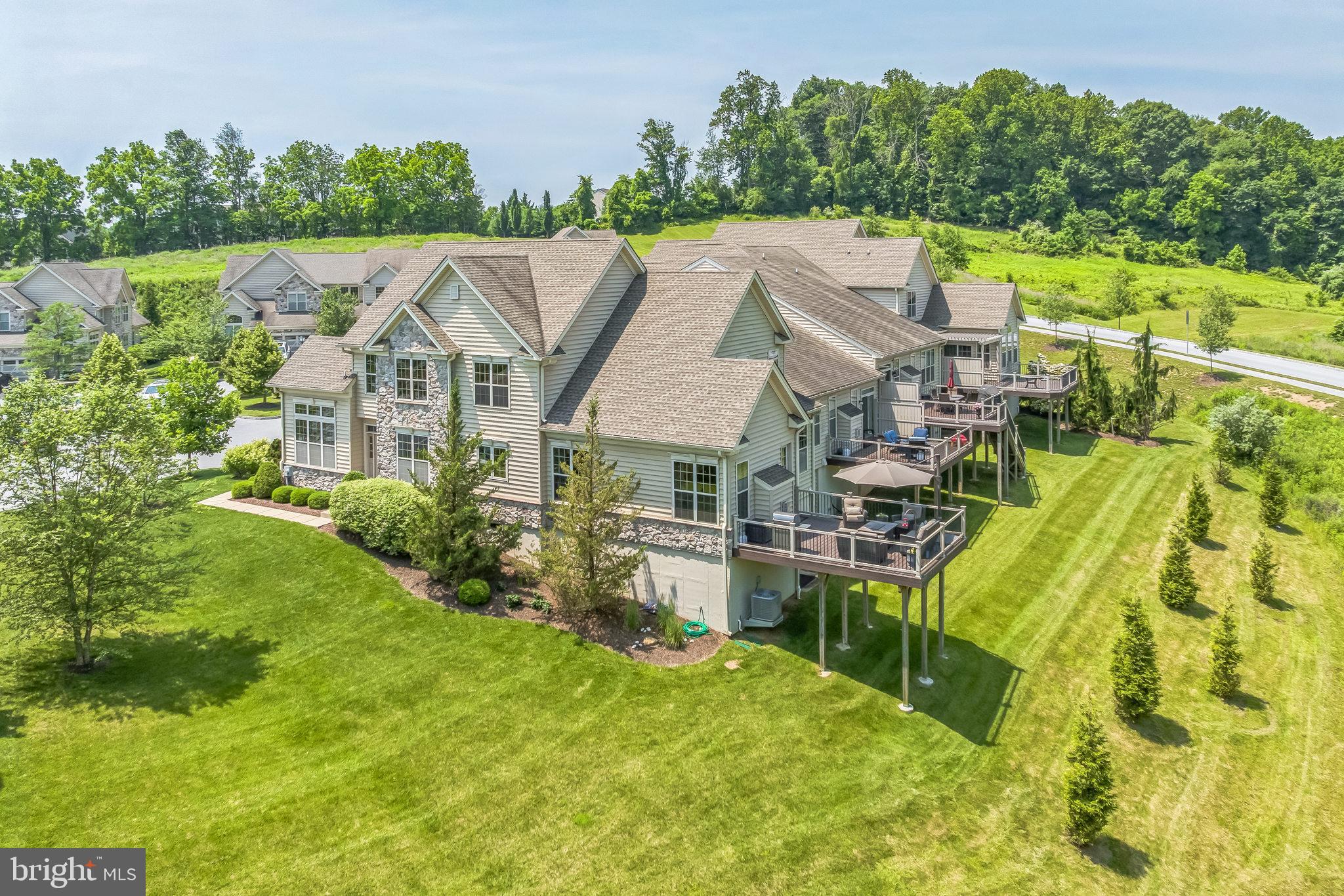 3132 BUTTERNUT LANE