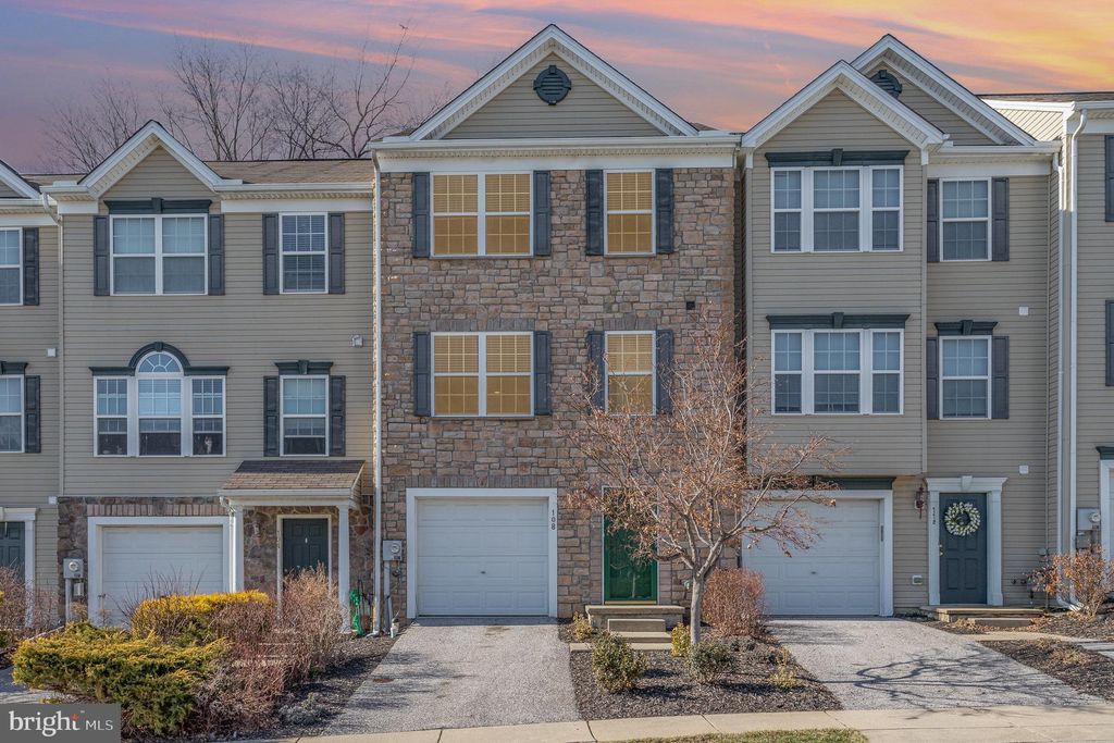 Photo of 108 Knollwood Road, MILLERSVILLE, PA 17551 (MLS # PALA2065584)