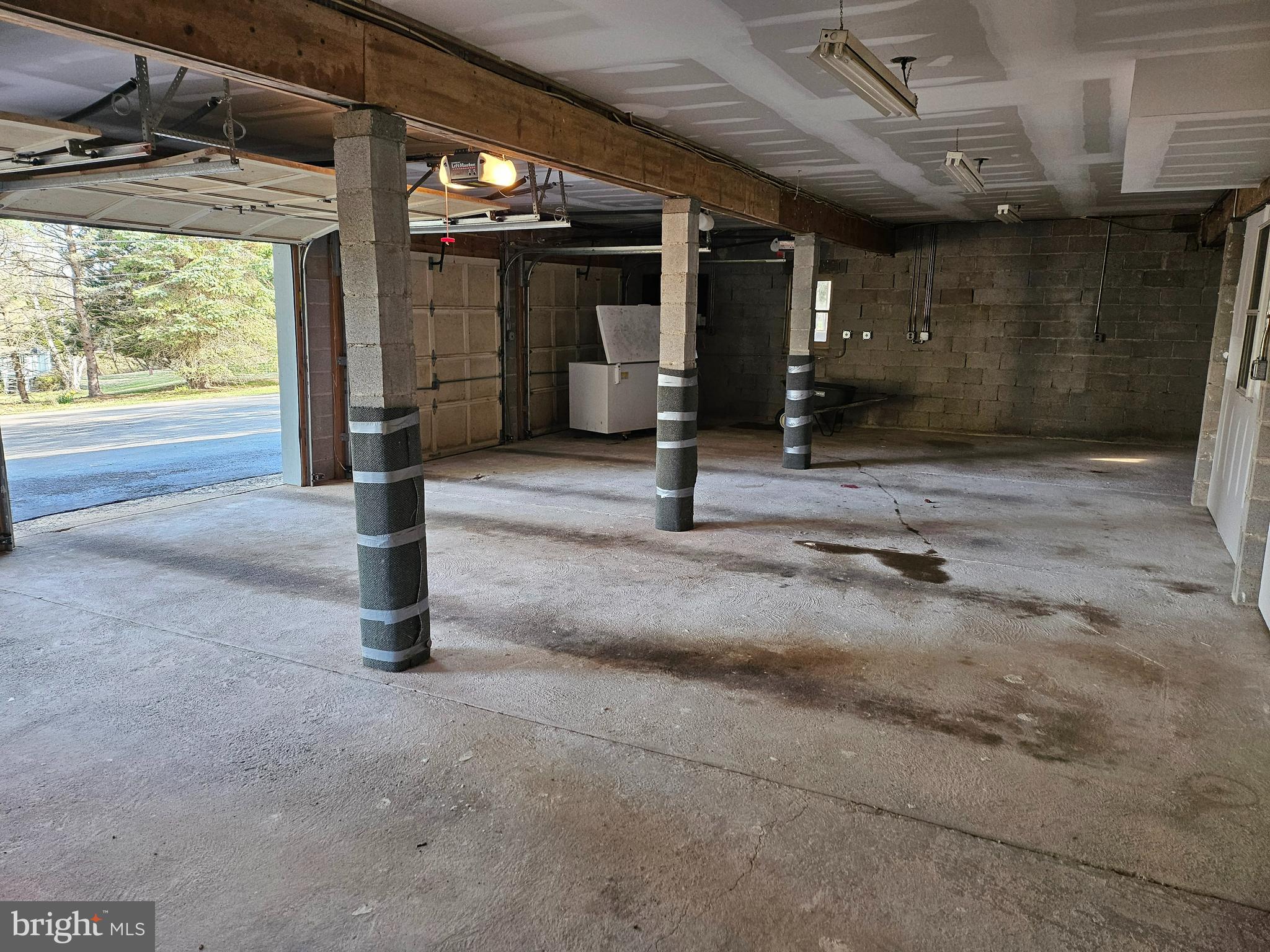 000 - Residential Income