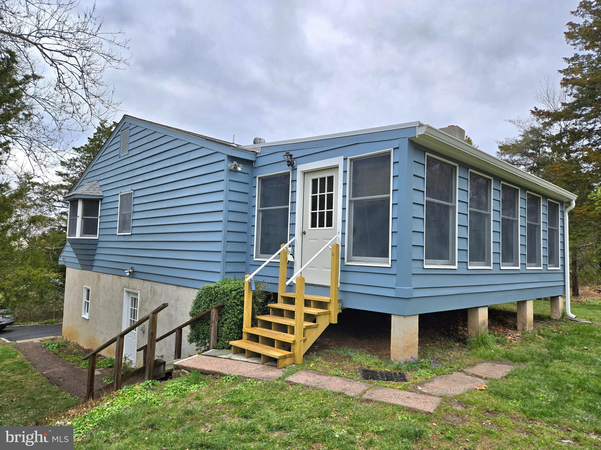 000 - Residential Income