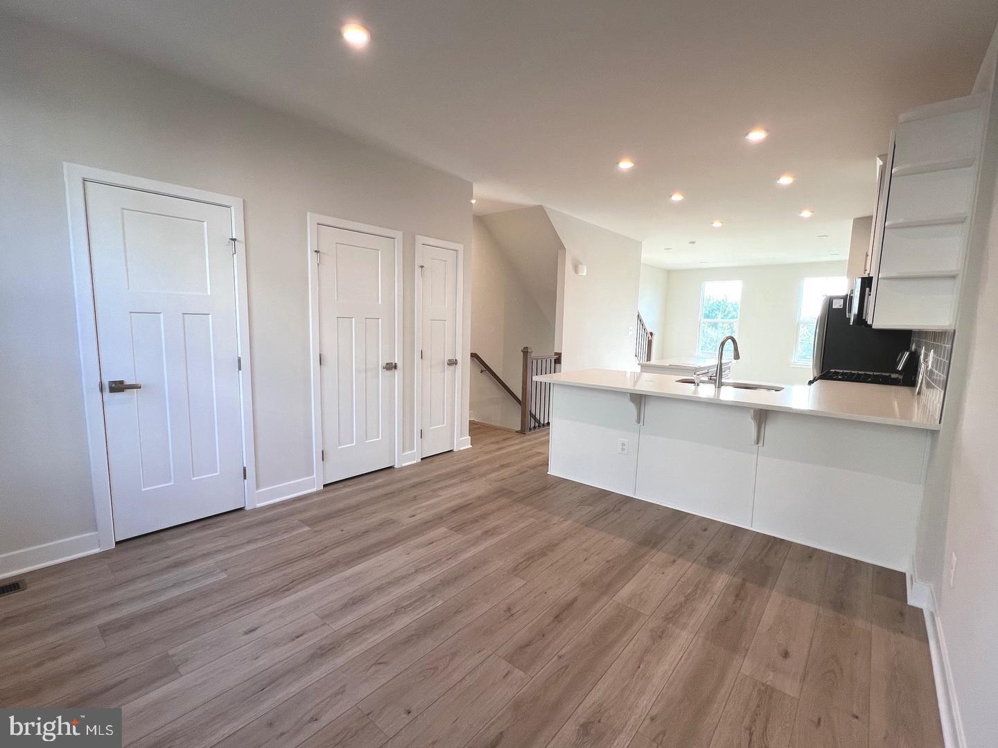 ELLIPSE AT WESTFIELDS - Residential Lease