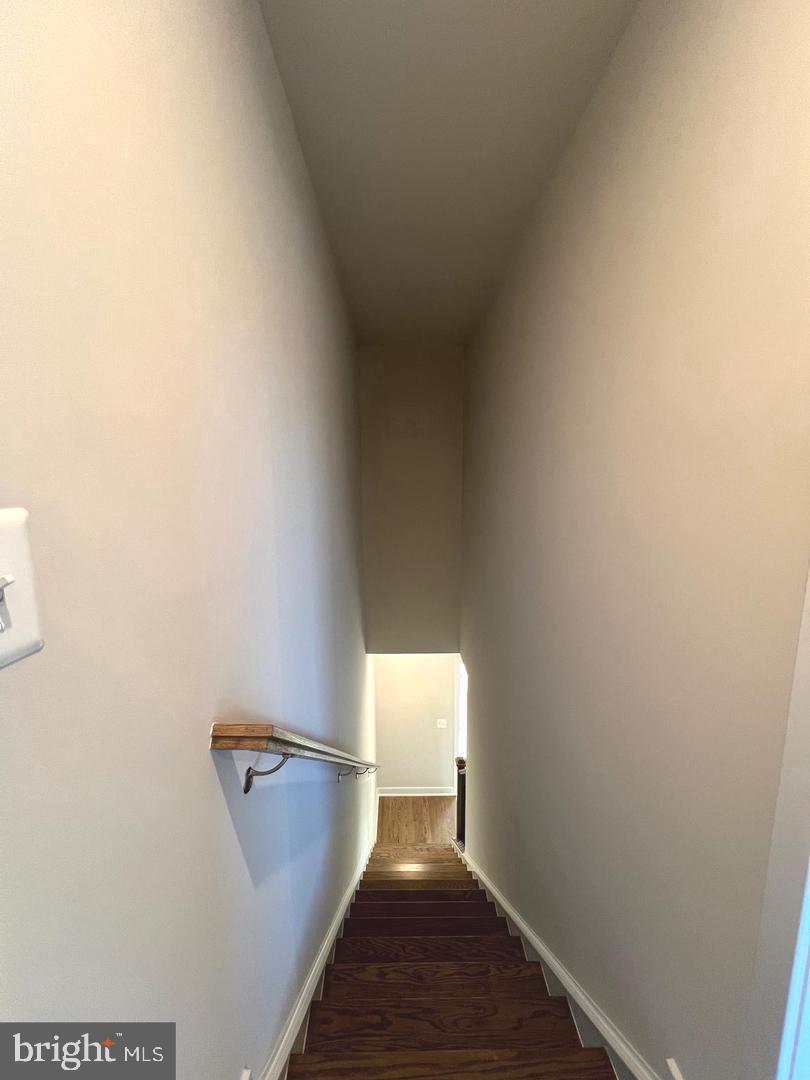 ELLIPSE AT WESTFIELDS - Residential Lease