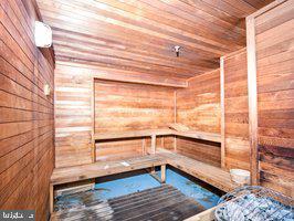 ATRIUM - Residential Lease