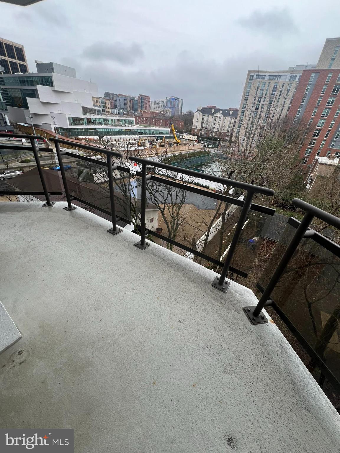 ATRIUM - Residential Lease