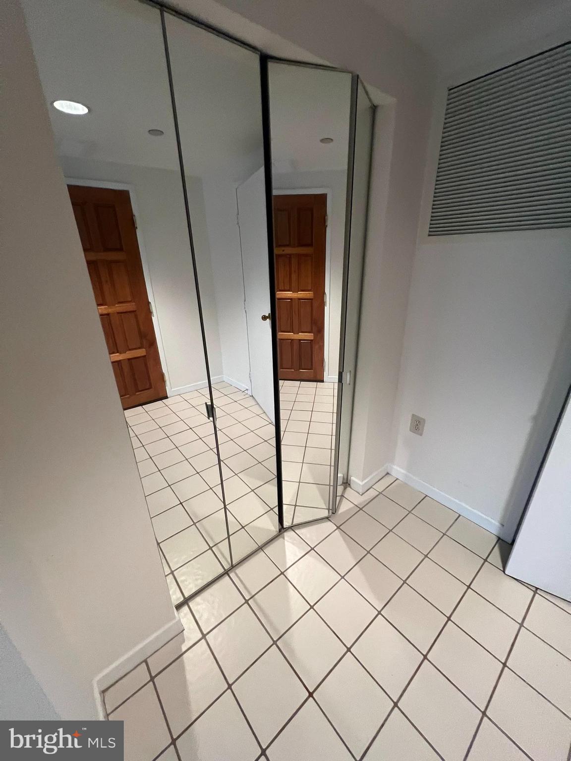 ATRIUM - Residential Lease