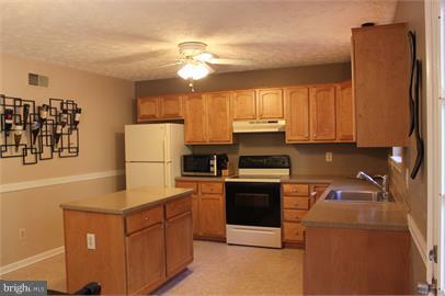 BOWLING BROOK FARMS - Residential Lease