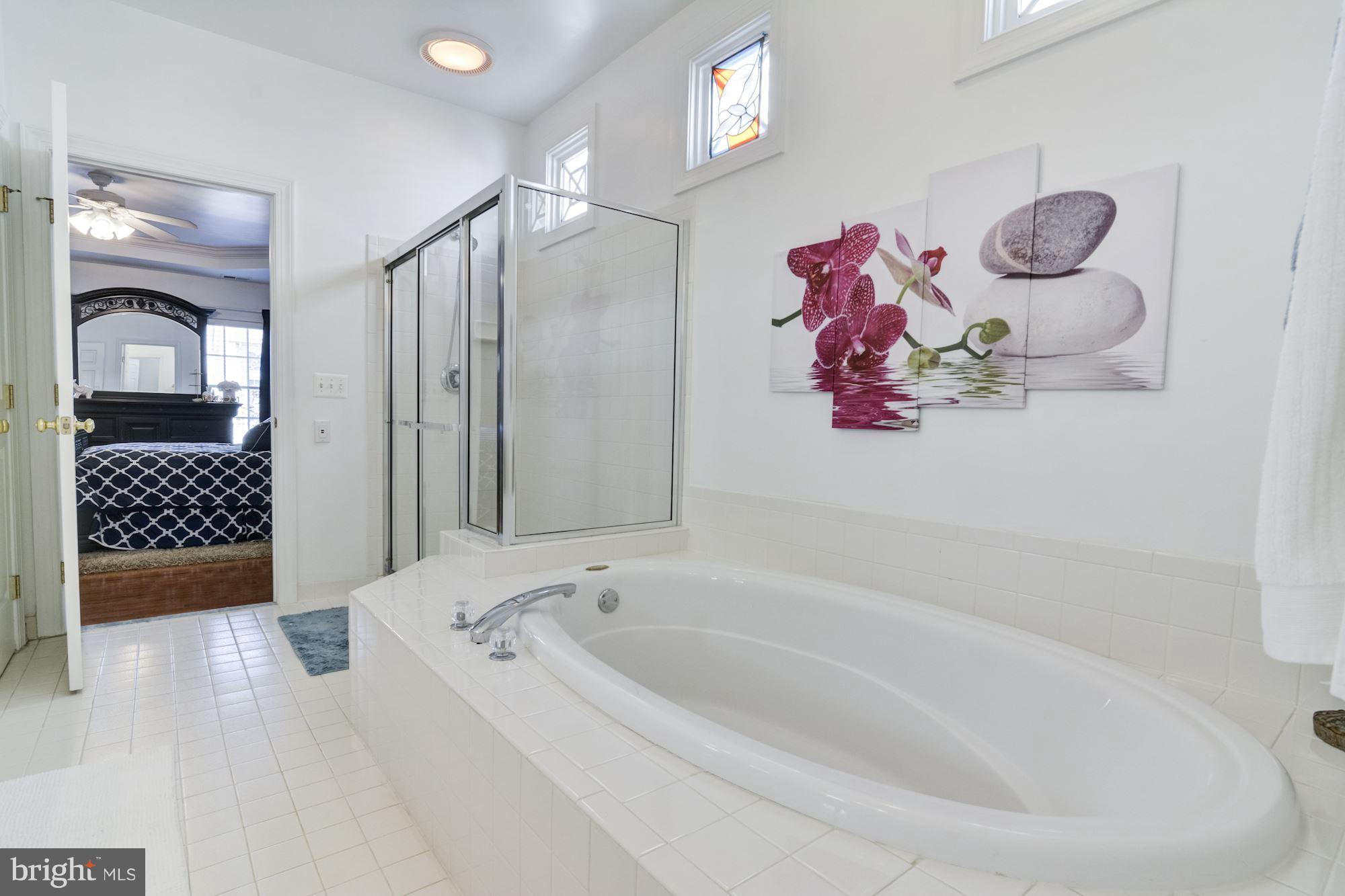 LORTON TOWN CNTR LANDBAY - Residential