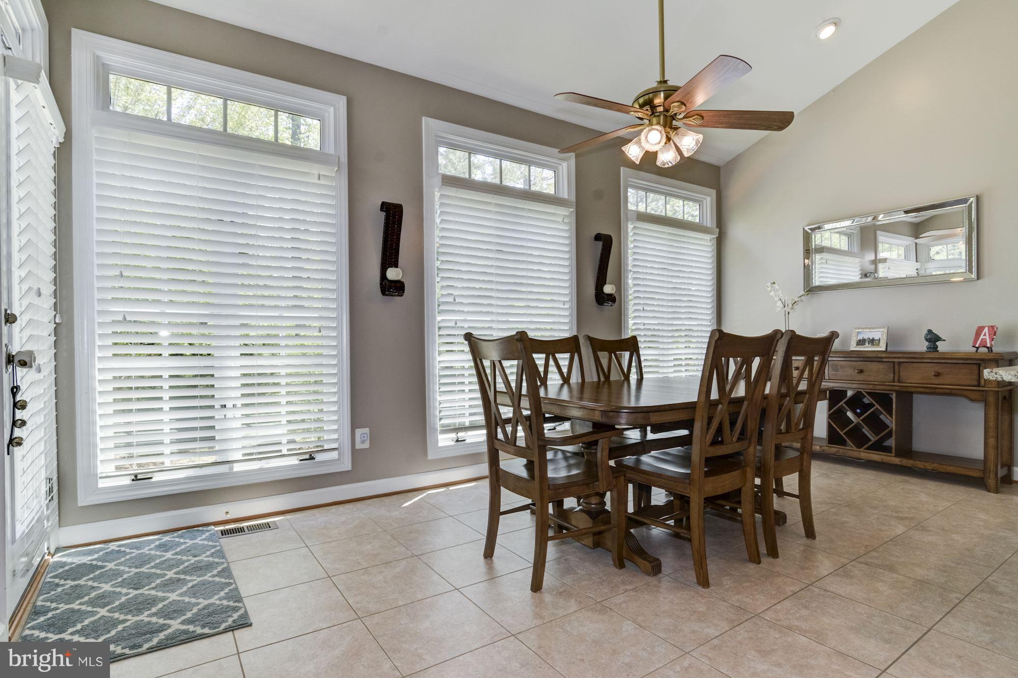 LORTON TOWN CNTR LANDBAY - Residential