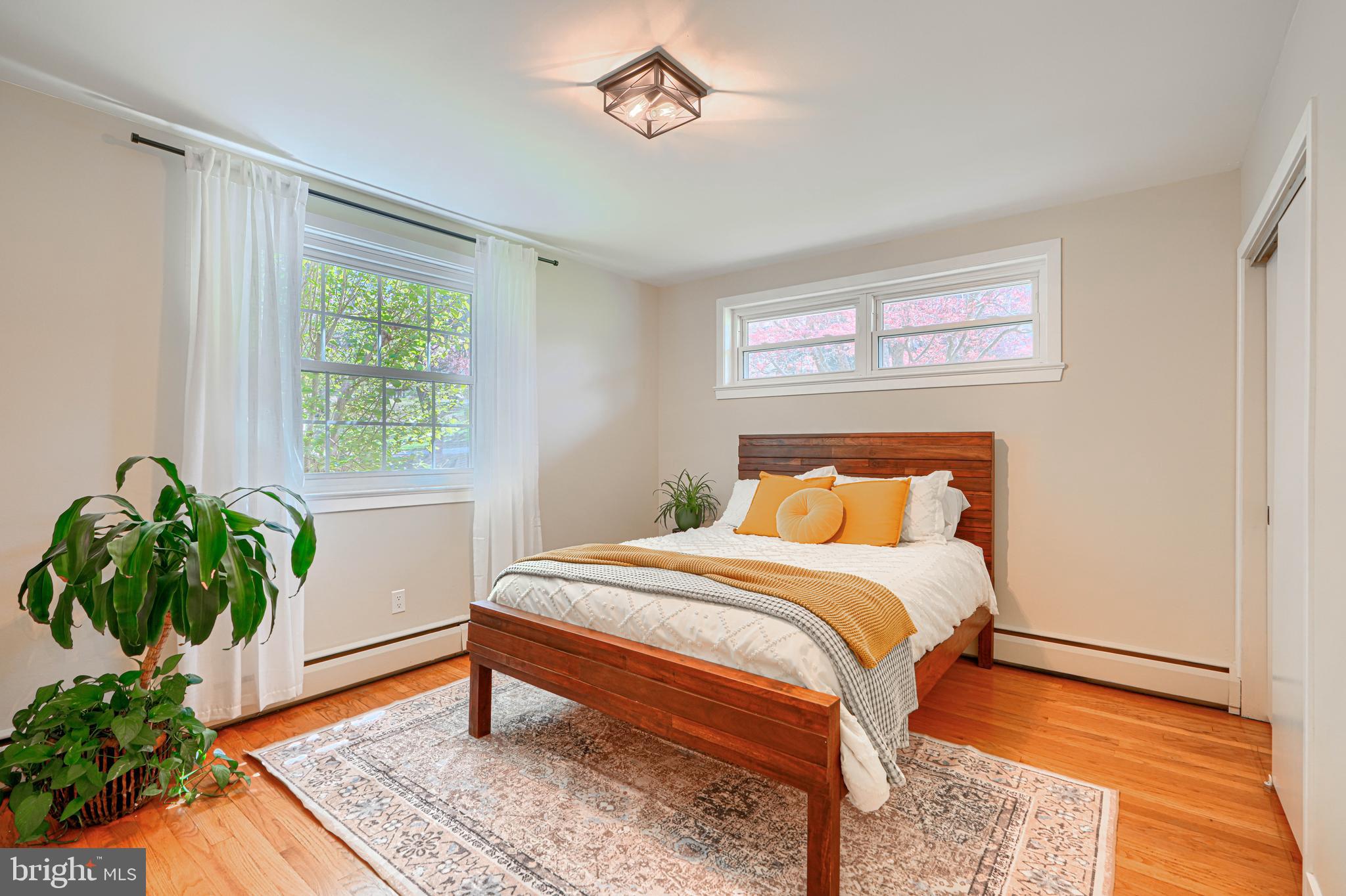 HAMPTON - Residential