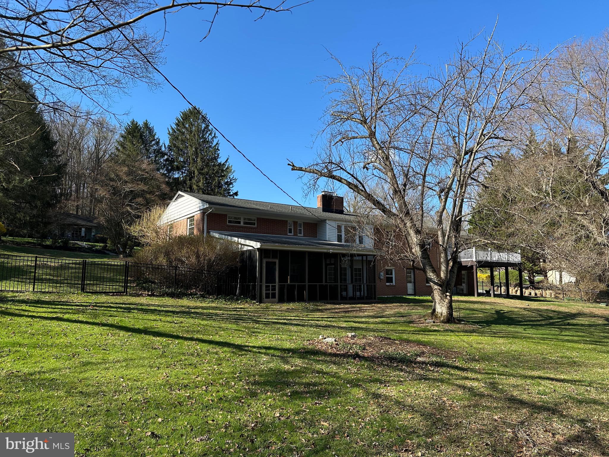 HAMPTON - Residential