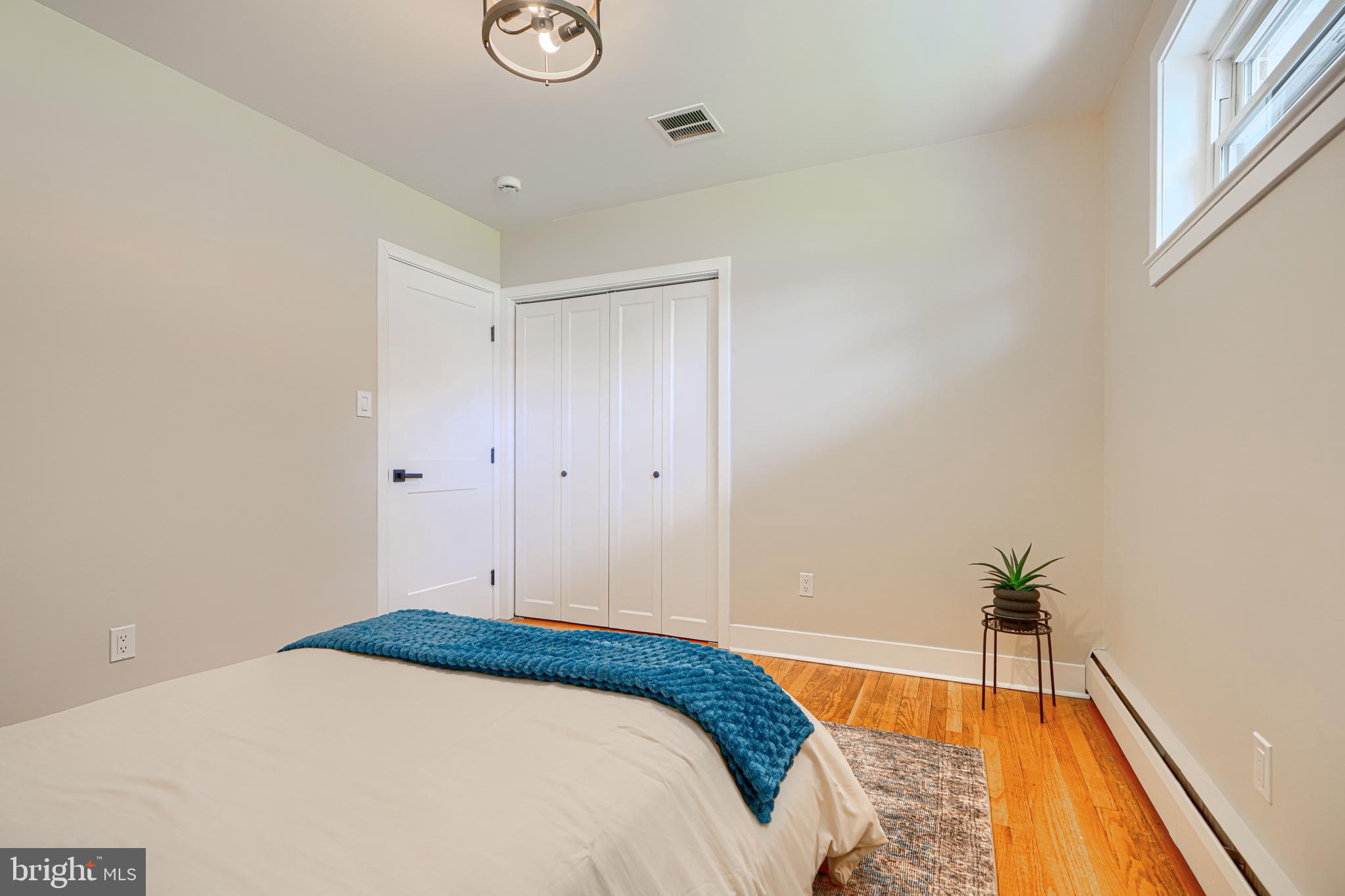 HAMPTON - Residential