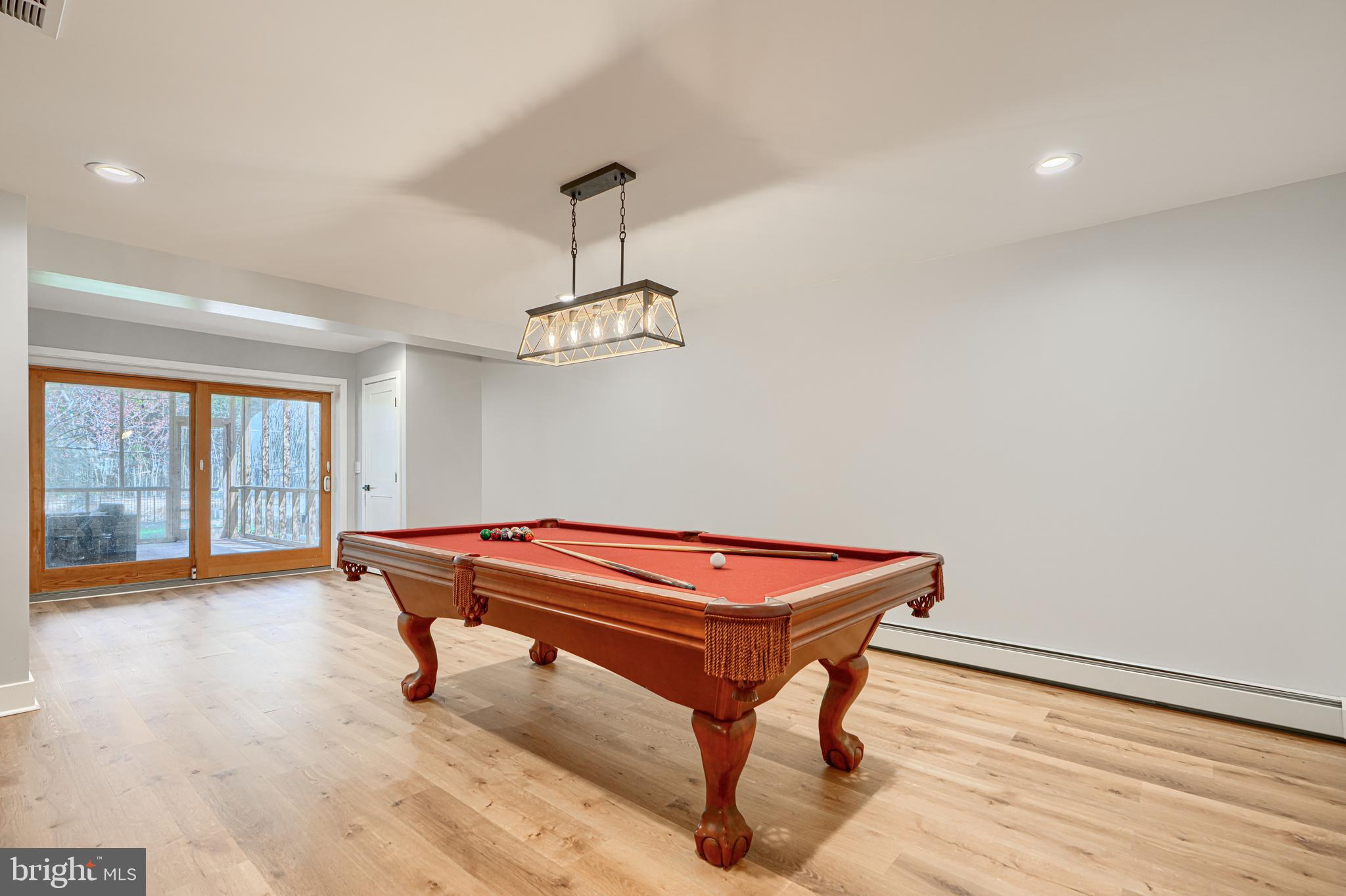 HAMPTON - Residential