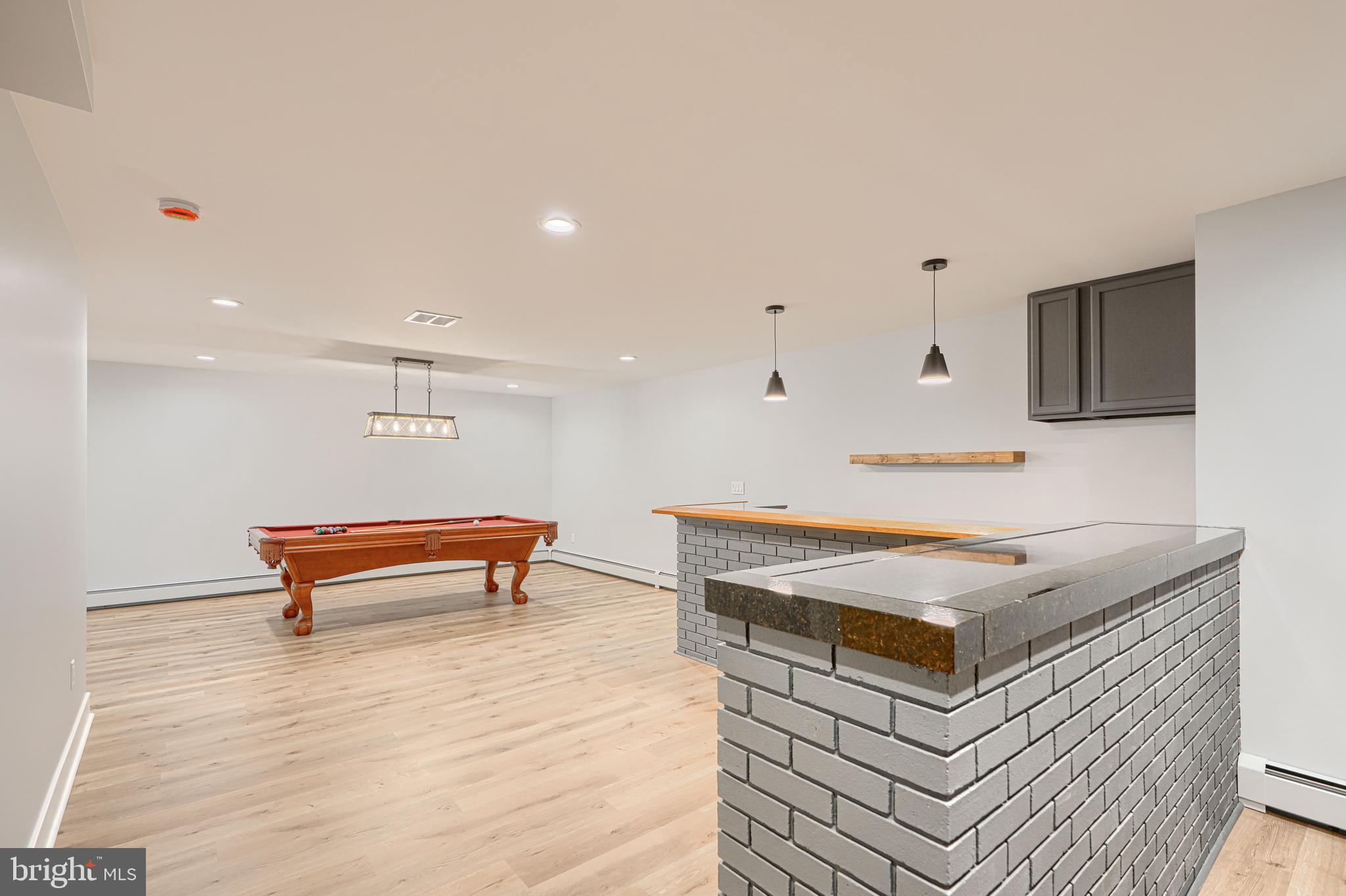 HAMPTON - Residential