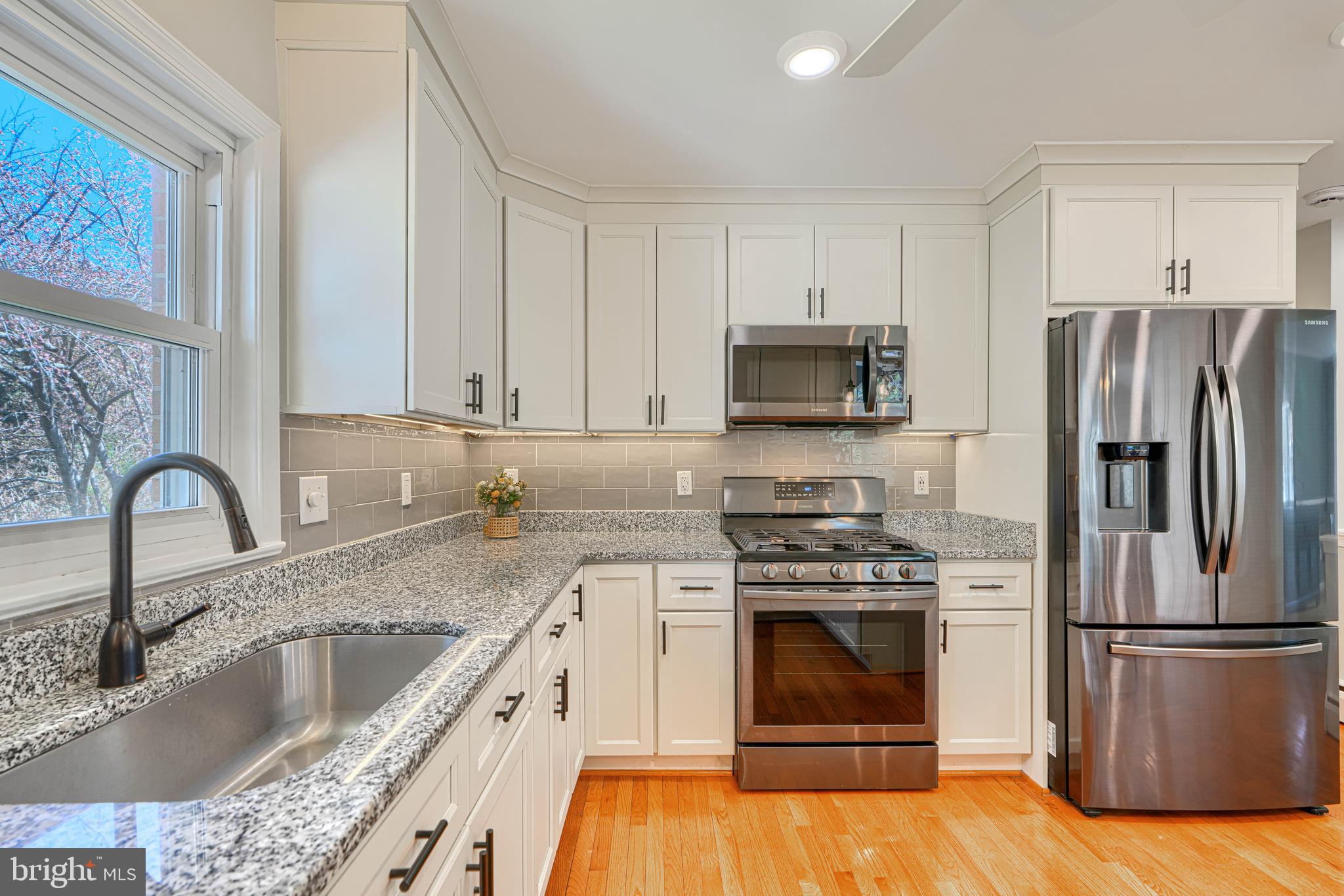 HAMPTON - Residential