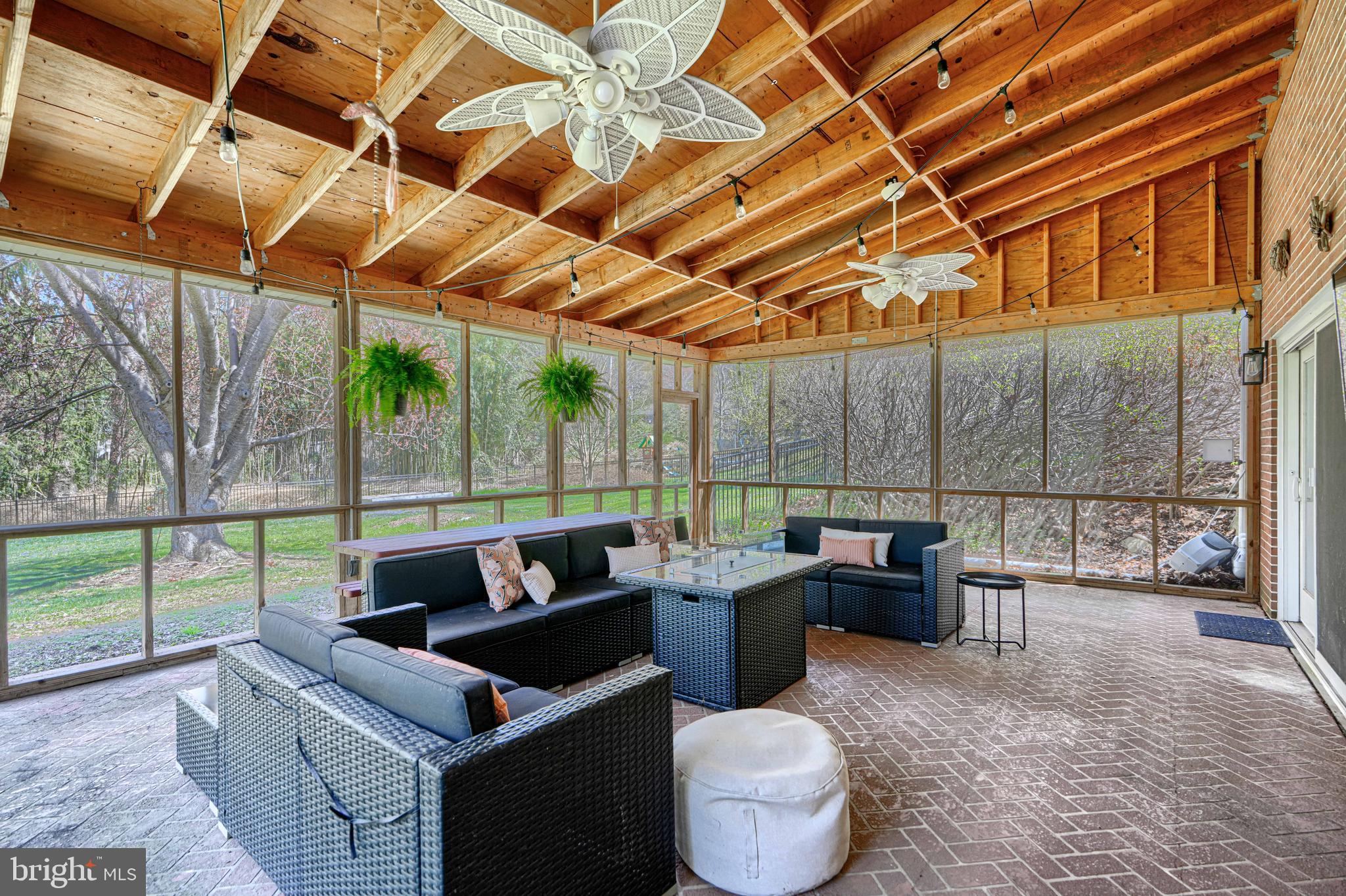 HAMPTON - Residential