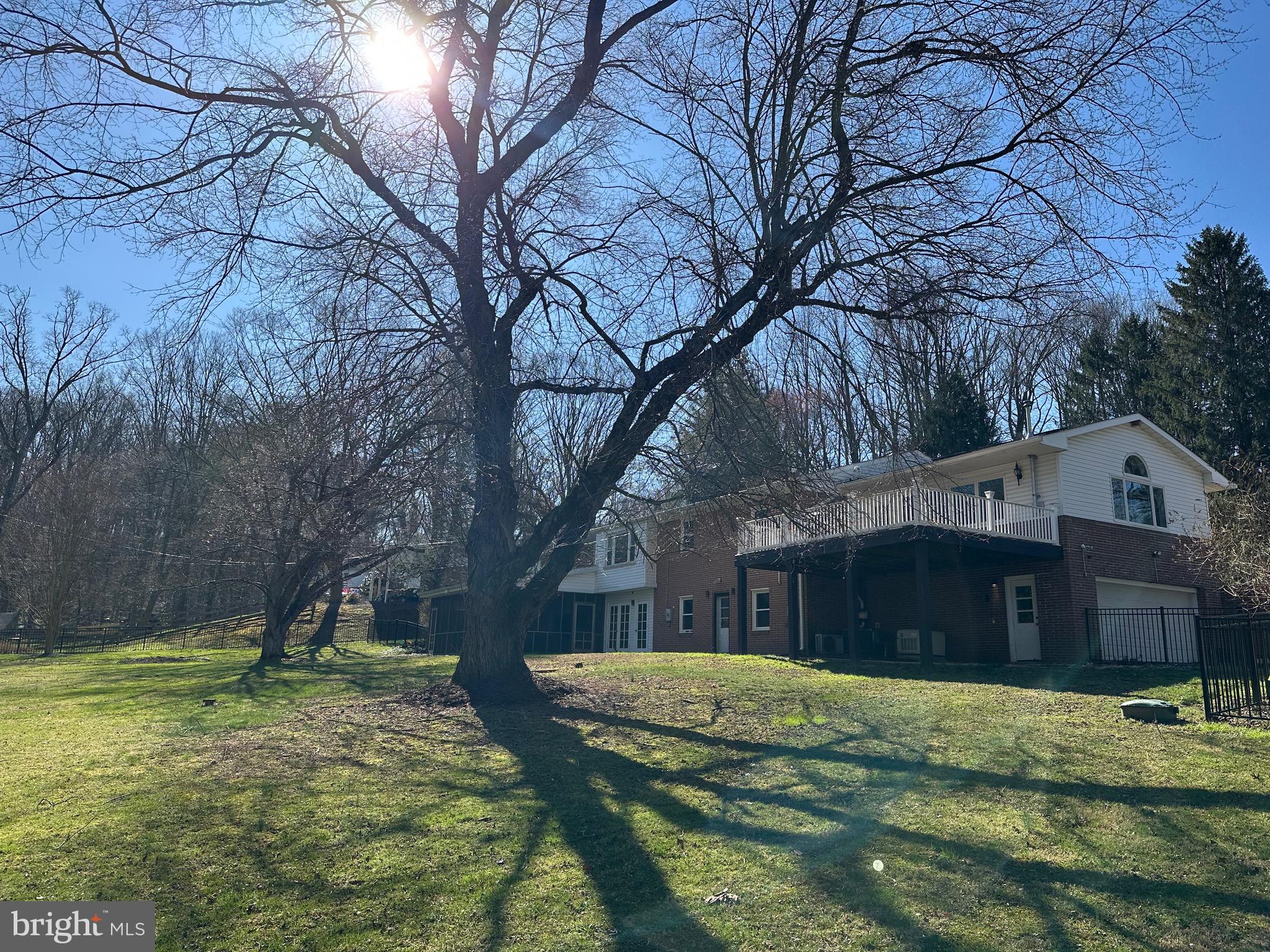 HAMPTON - Residential