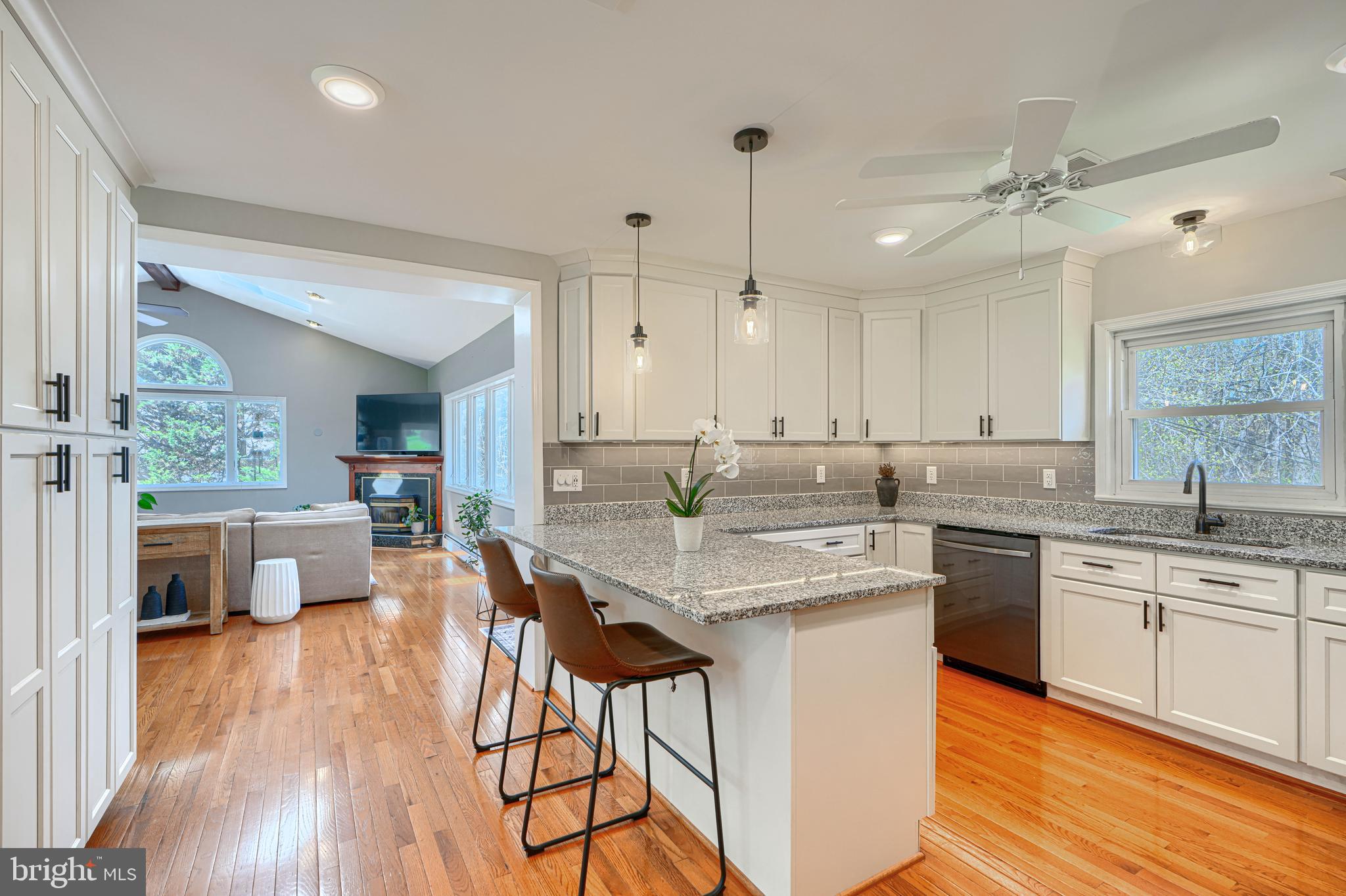 HAMPTON - Residential