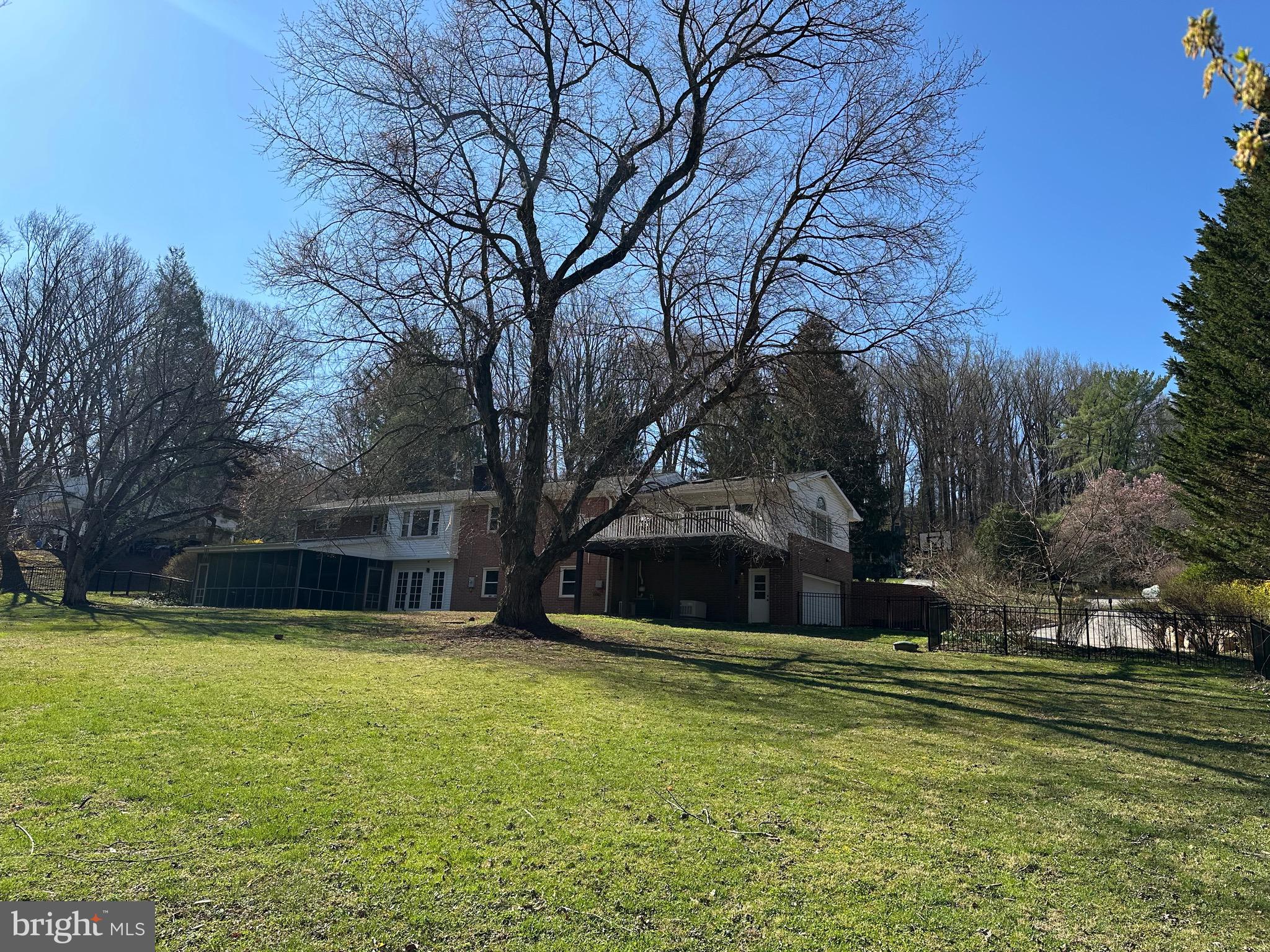 HAMPTON - Residential